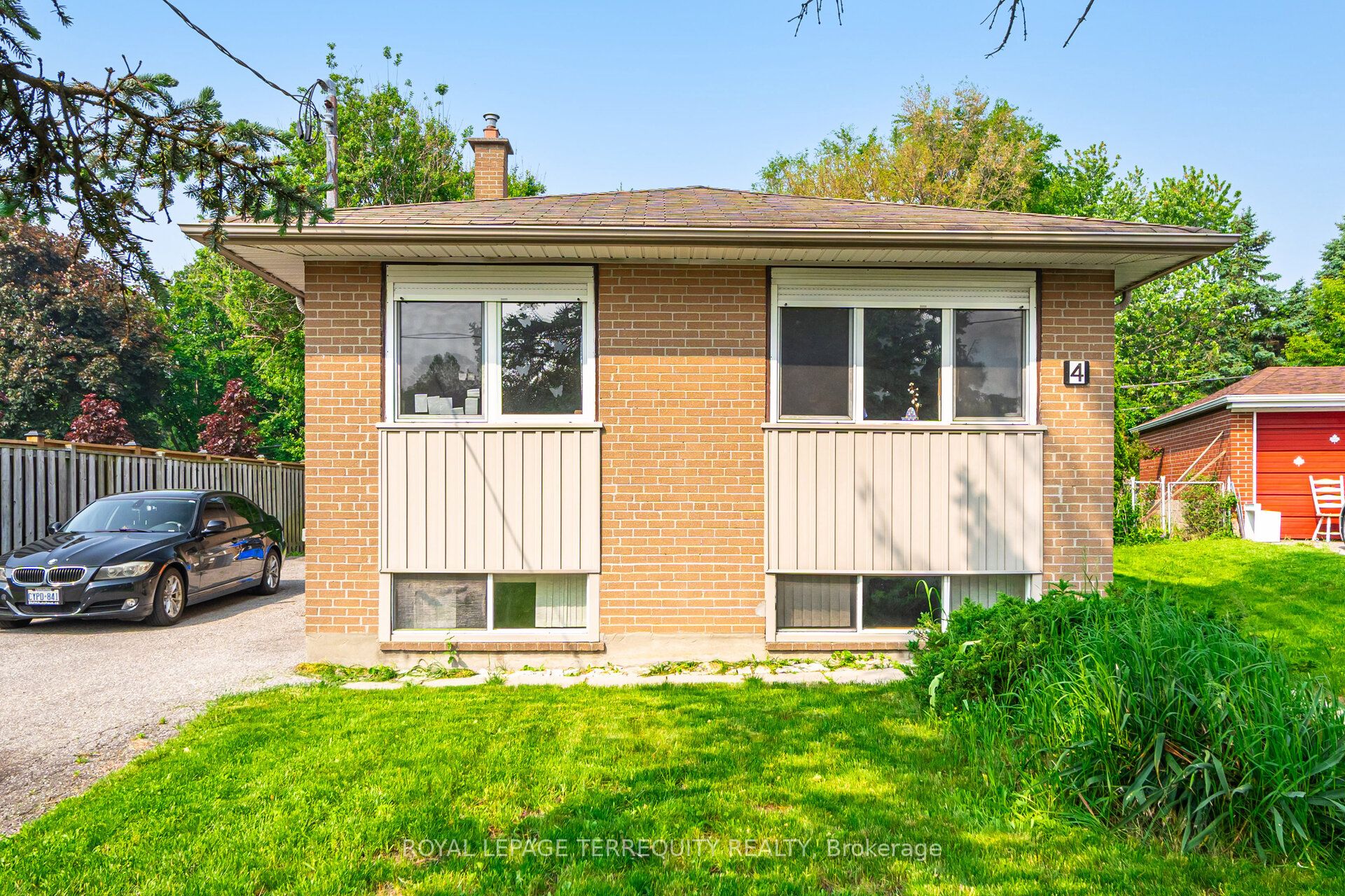 #2 - 4 Bromton Drive Property Photo 2