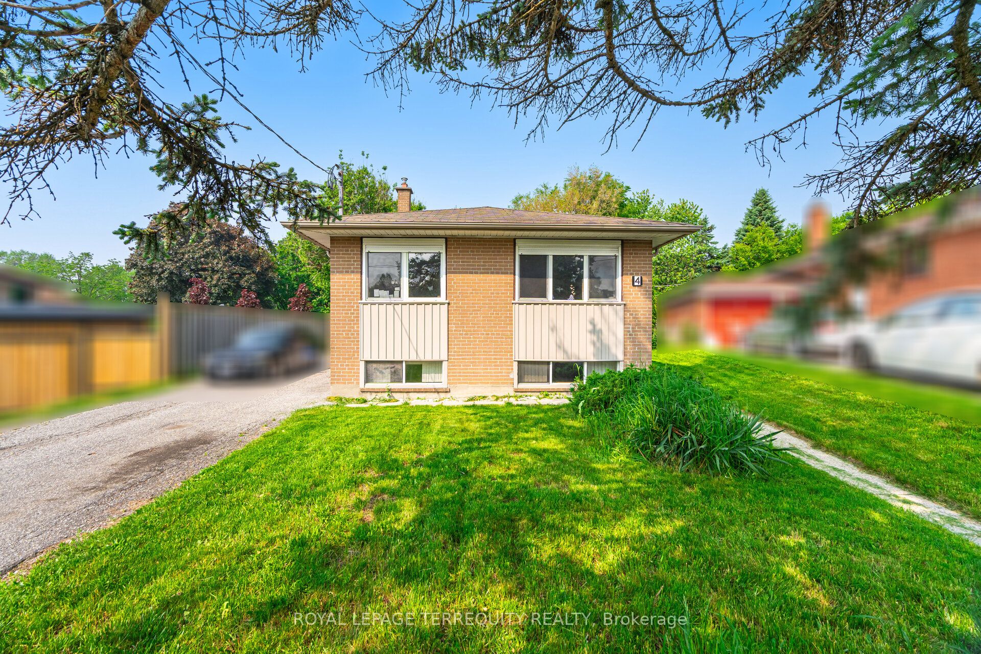 #2 - 4 Bromton Drive Property Photo 3