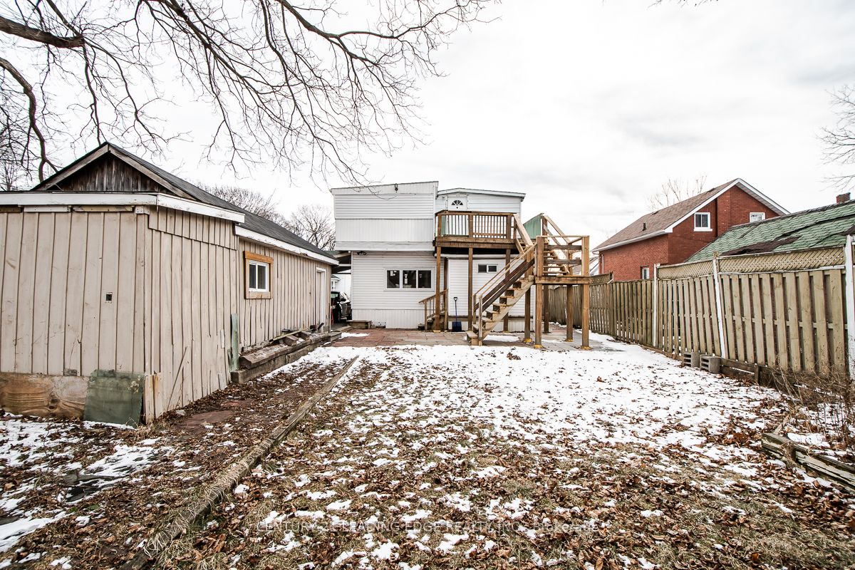 #upper - 128 Summer Street Property Photo 16