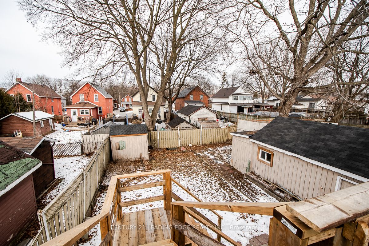 #upper - 128 Summer Street Property Photo 18