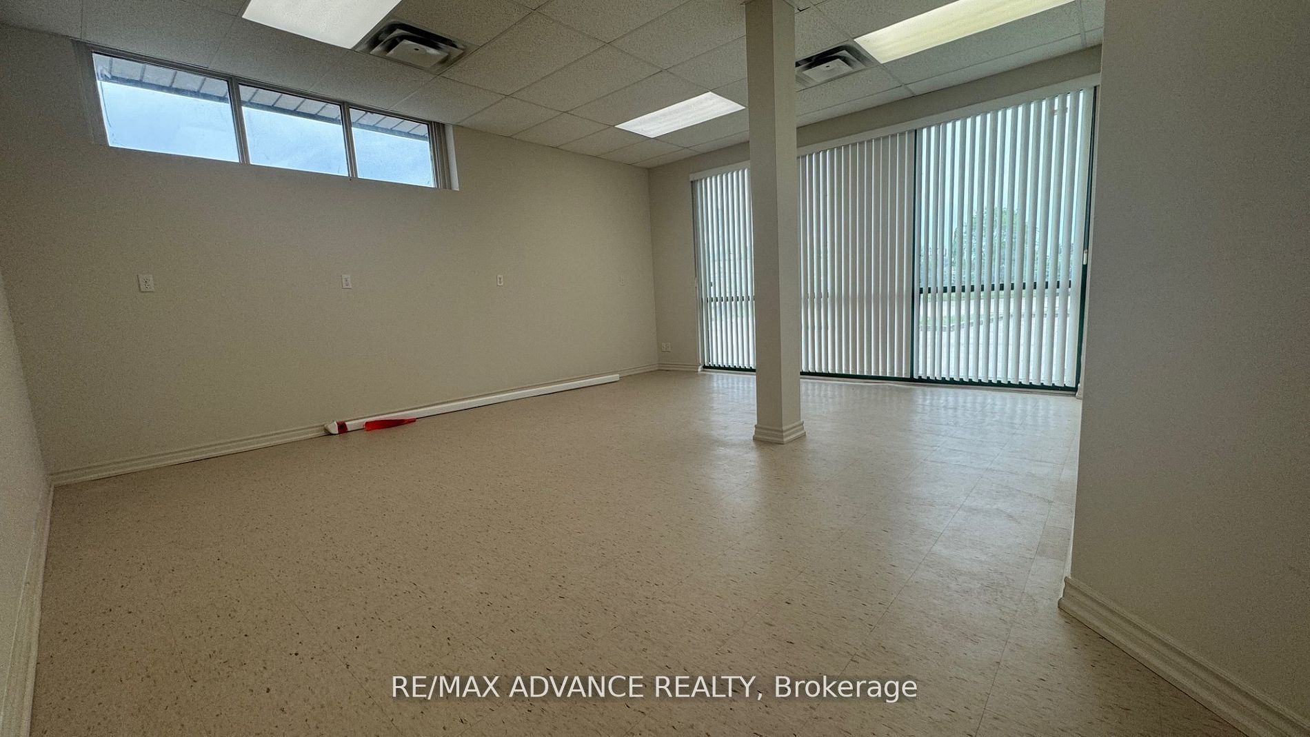4245 Sheppard Avenue E Unit 6 Property Photo 1