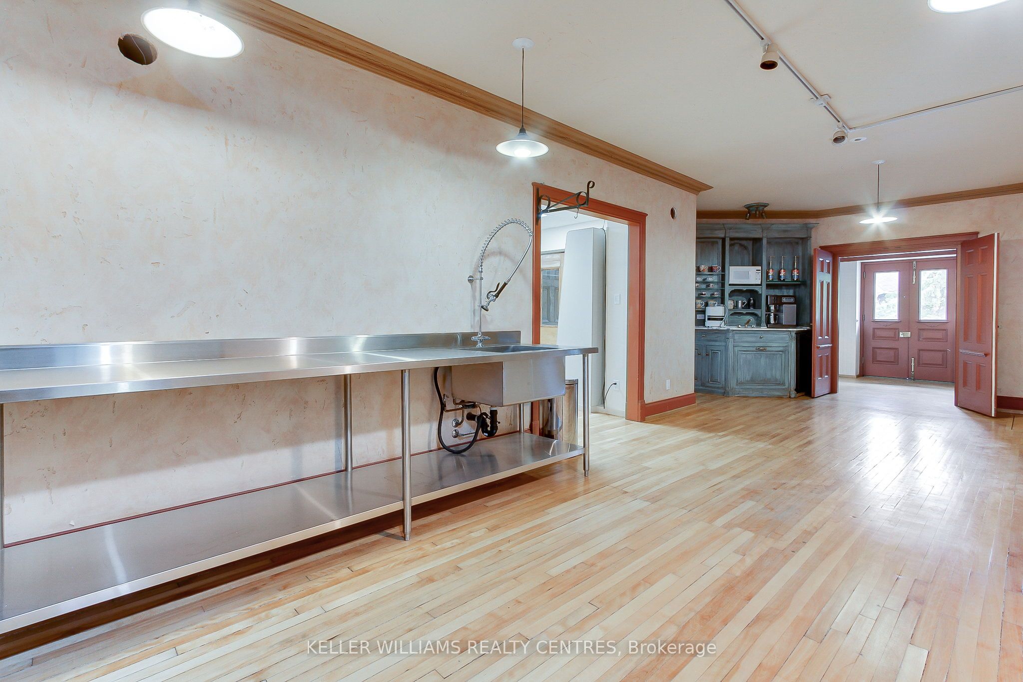 490 Whitevale Road Property Photo 13