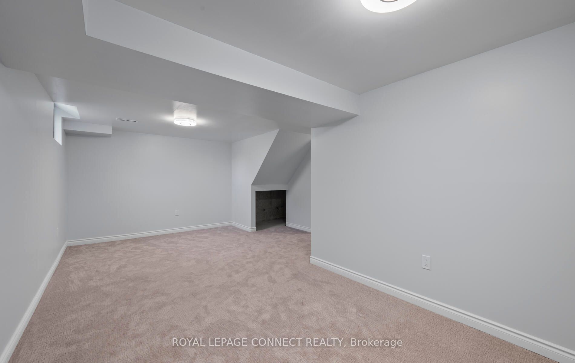 57 Daniels Crescent Property Photo 23