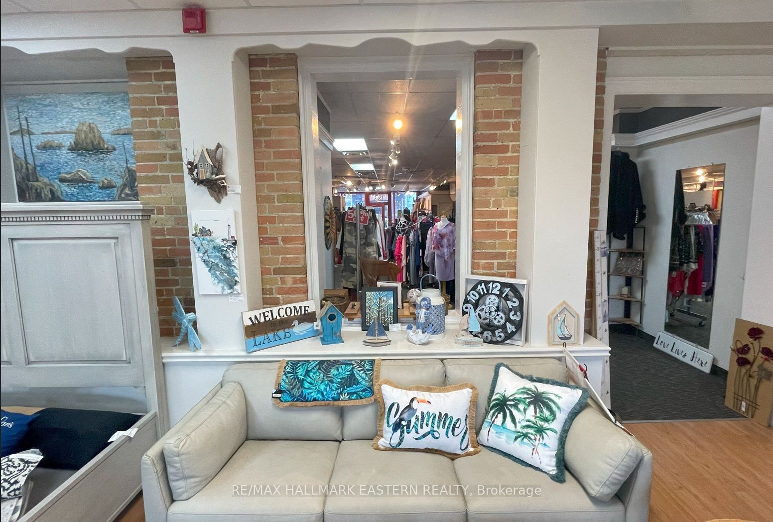 191 Queen Street Property Photo 2