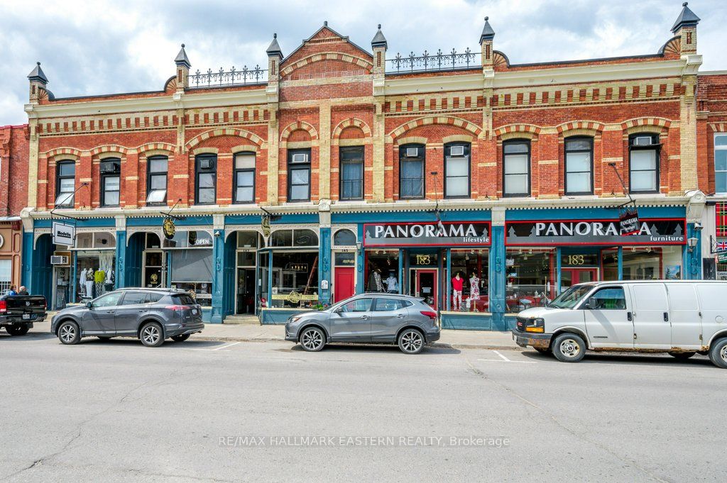 191 Queen Street Property Photo 3