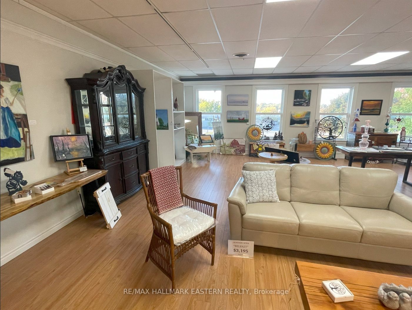 191 Queen Street Property Photo 13