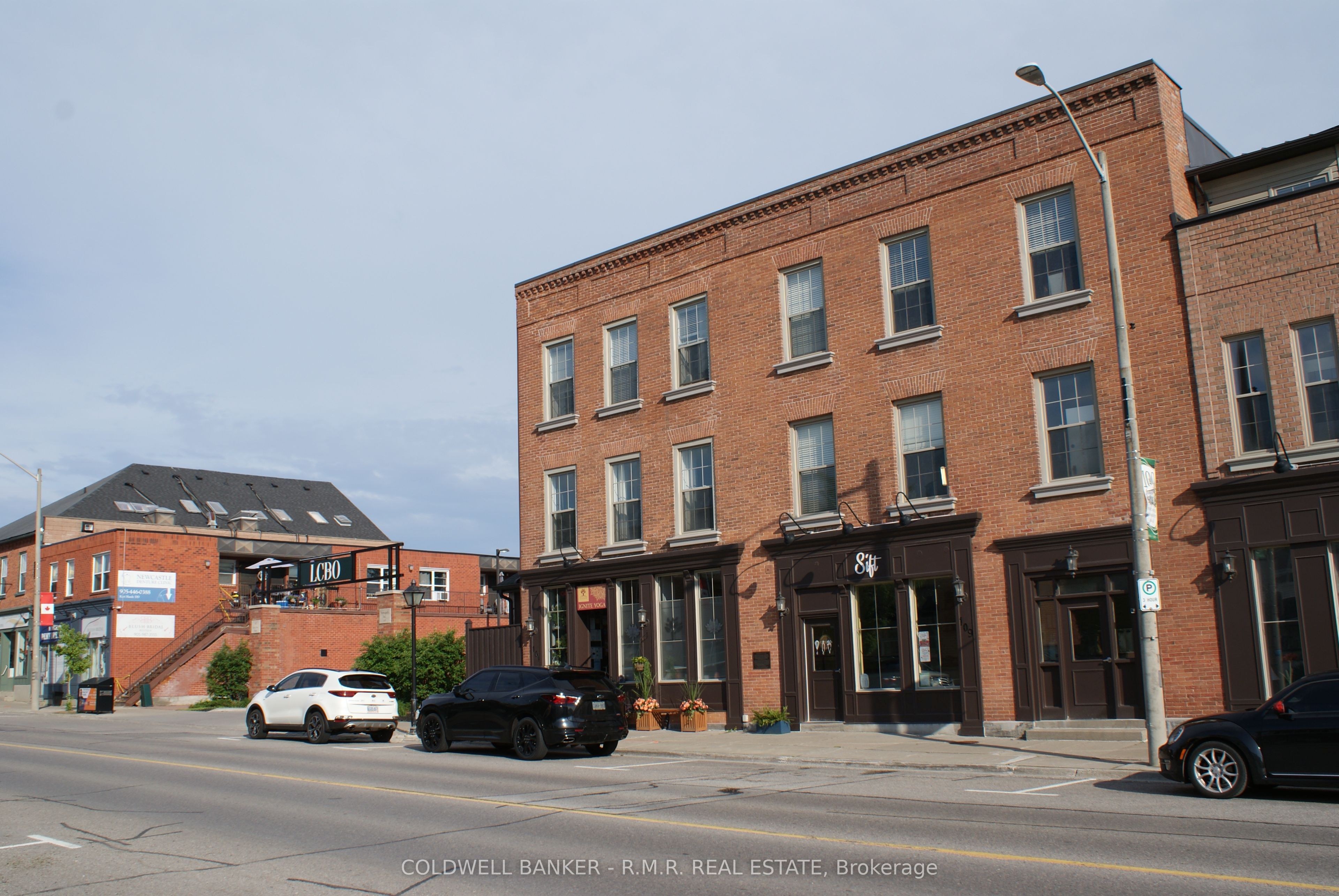 108 King Avenue W Property Photo 16