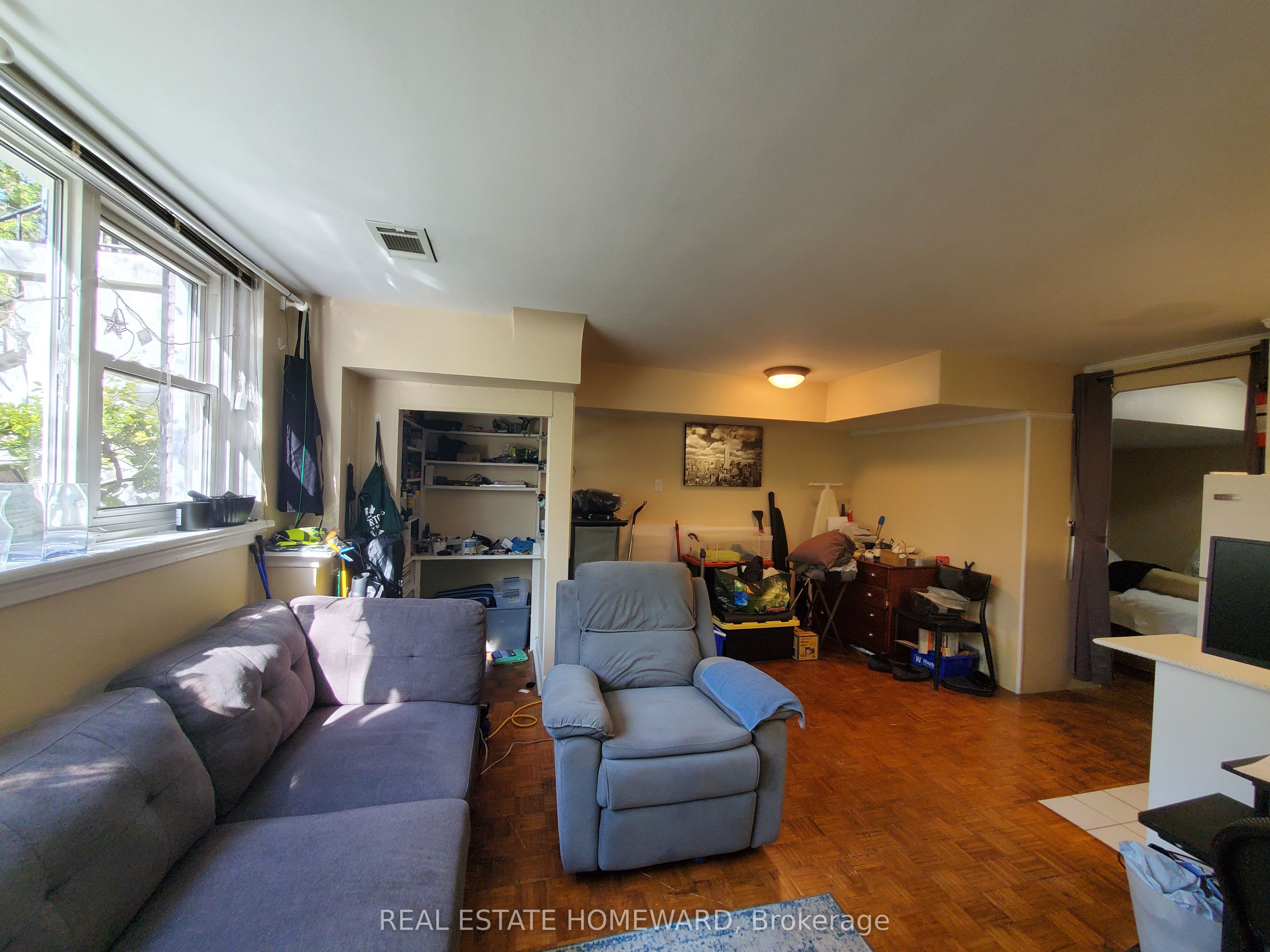 #lower - 21 Love Crescent Property Photo 10