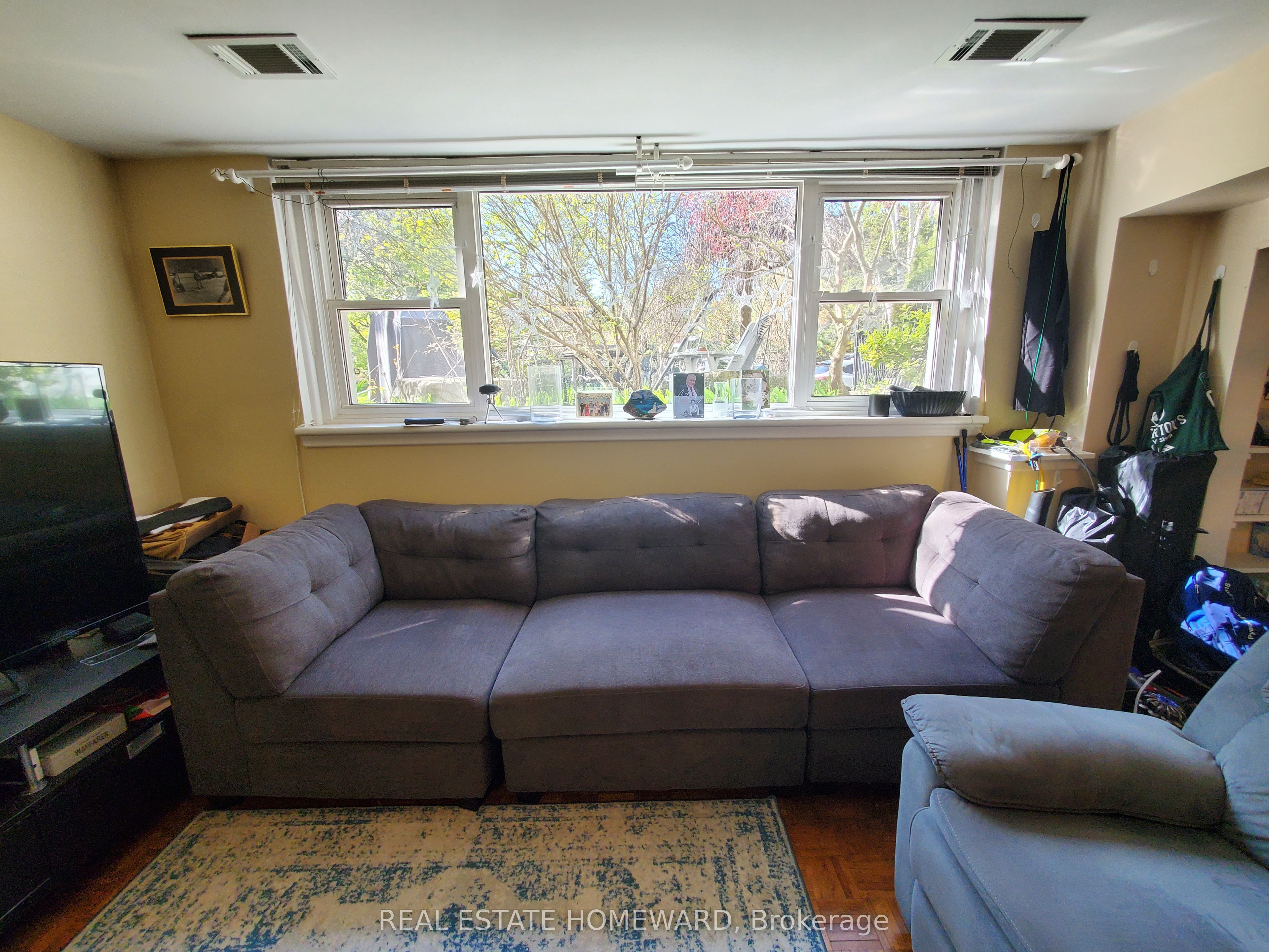 #lower - 21 Love Crescent Property Photo 13