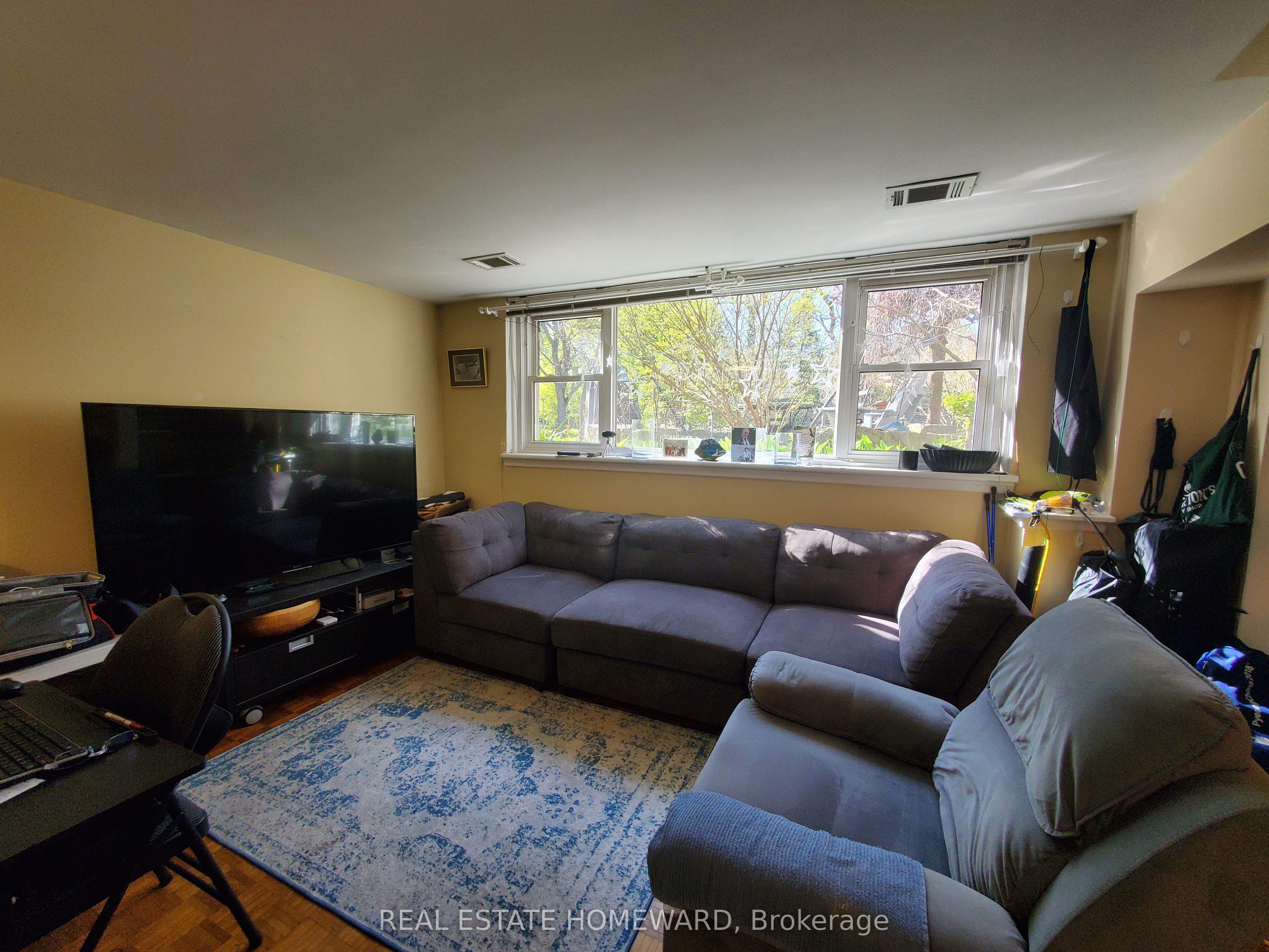 #lower - 21 Love Crescent Property Photo 15