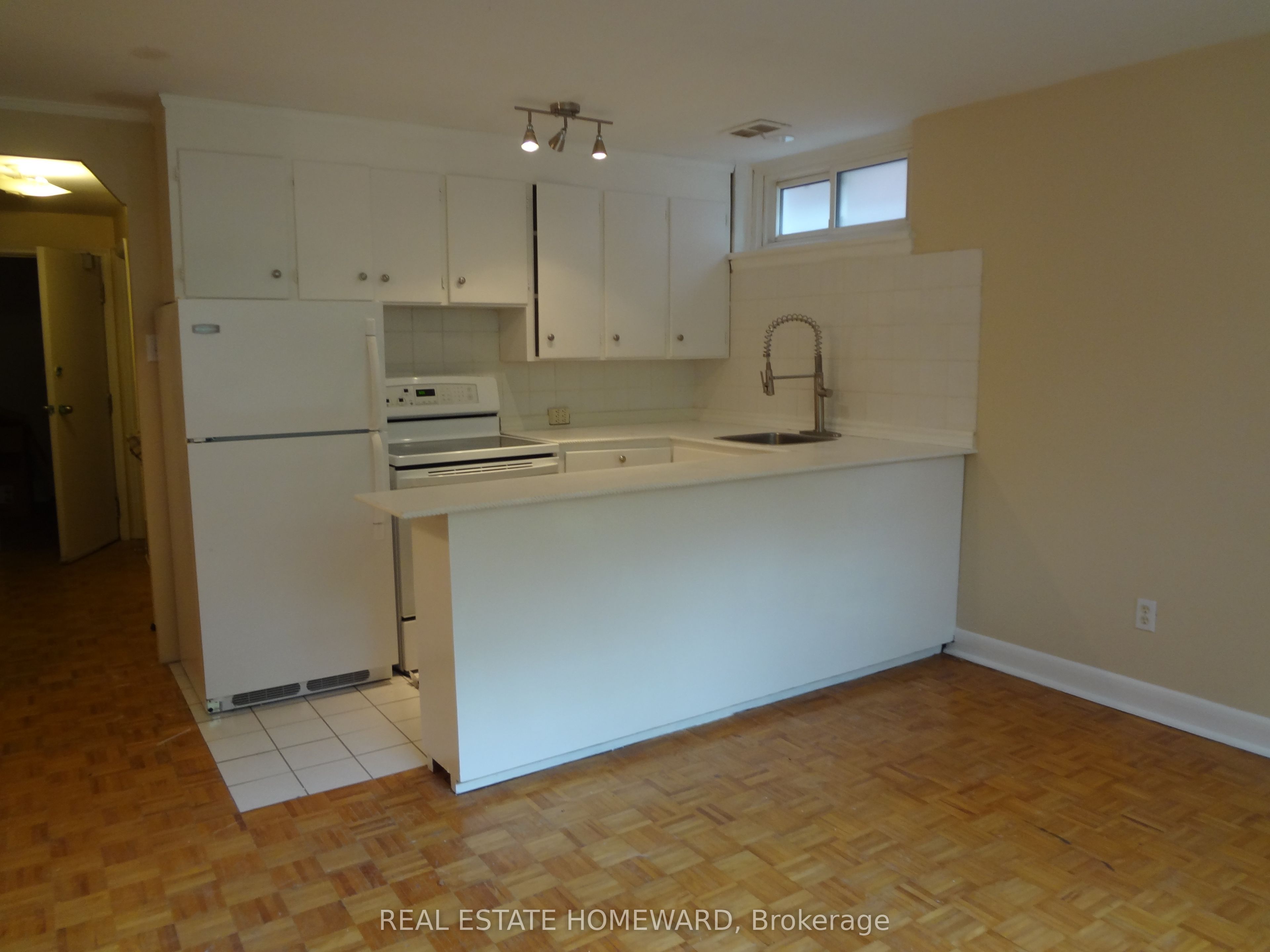 #lower - 21 Love Crescent Property Photo 21