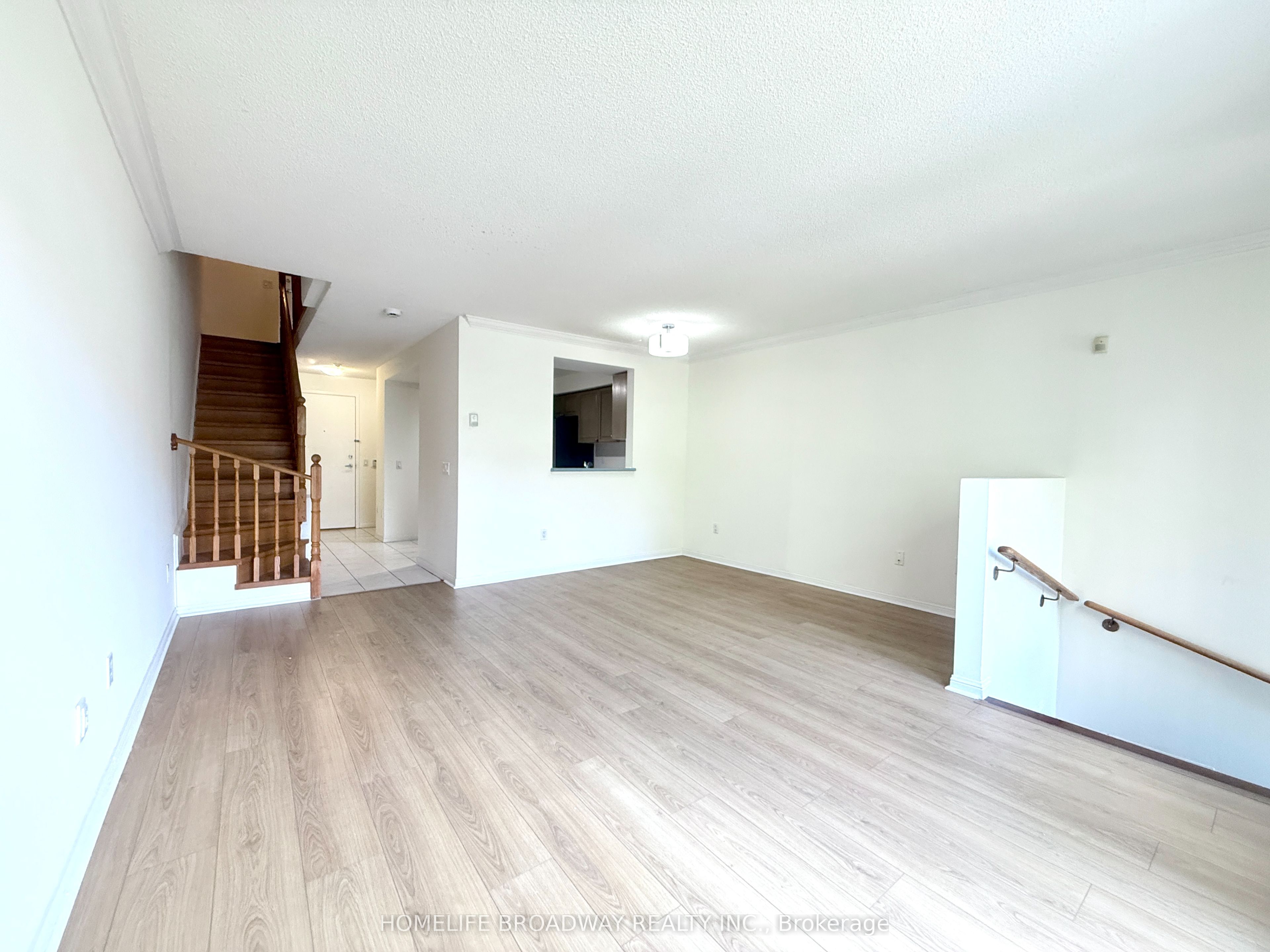 188 Bonis Avenue 607 Property Photo 8