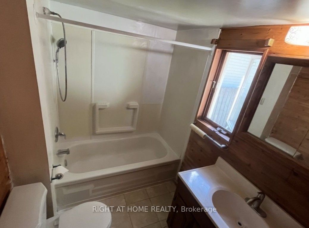 4 Lucy Avenue Property Photo 7