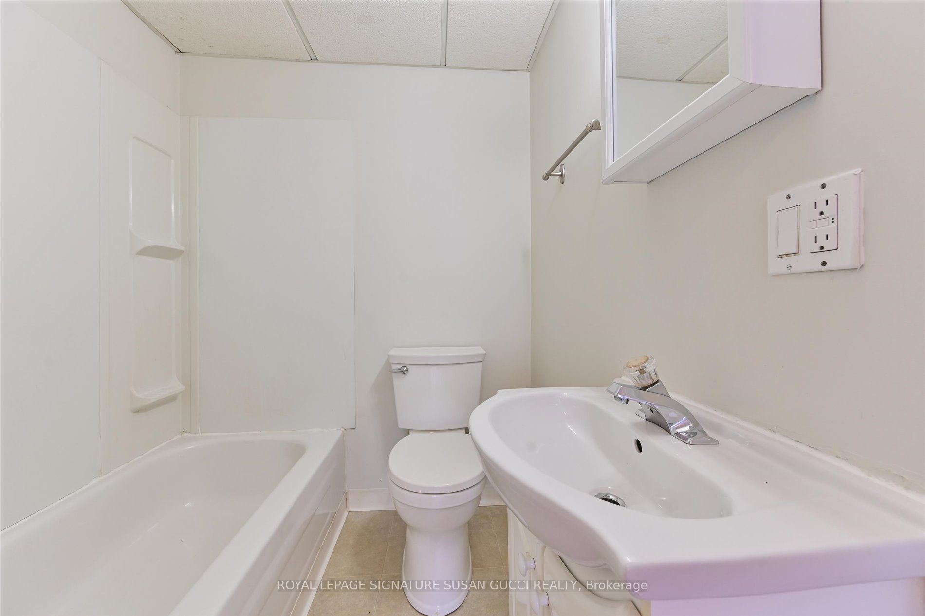 454 Donlands Avenue Property Photo 11