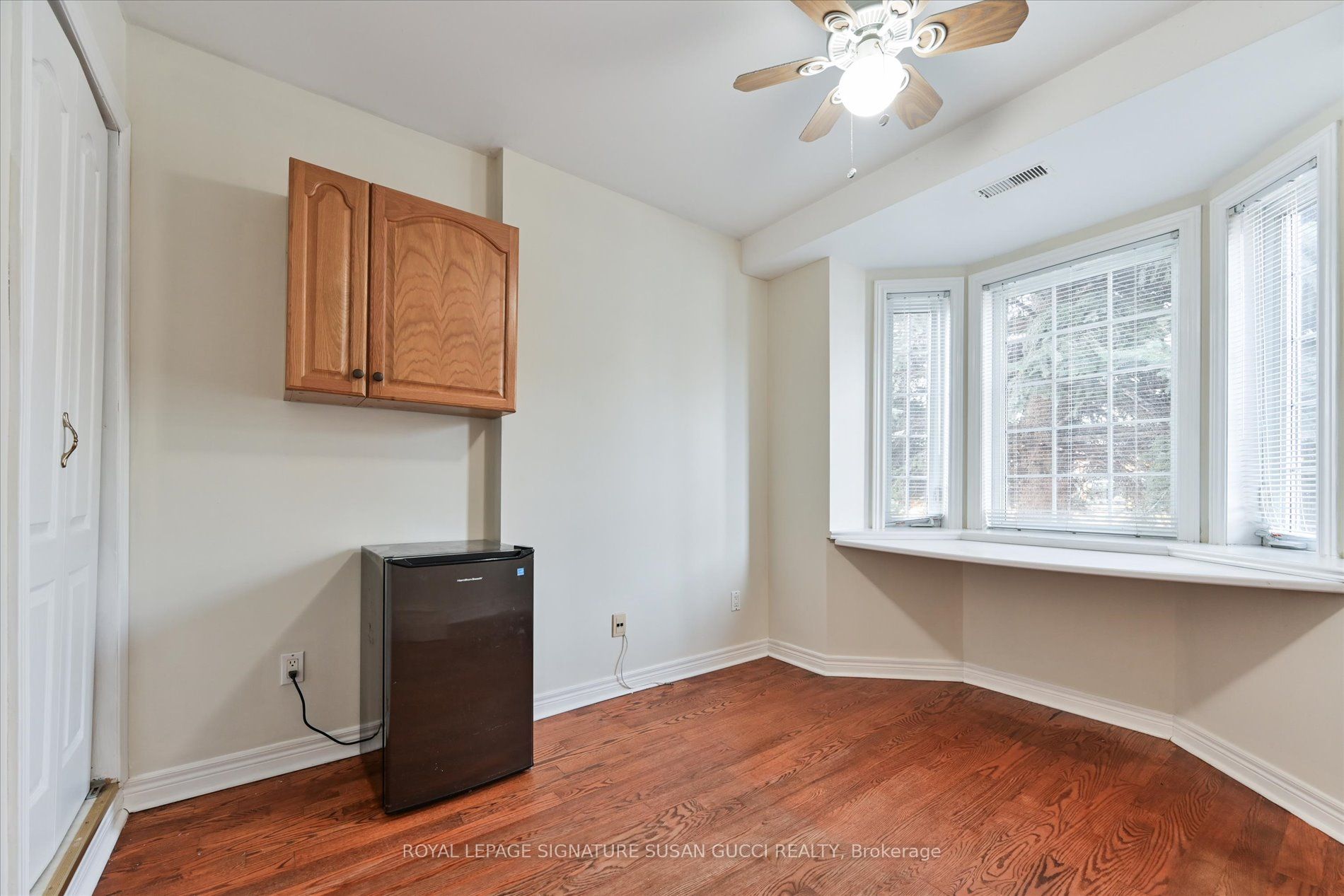 454 Donlands Avenue Property Photo 12