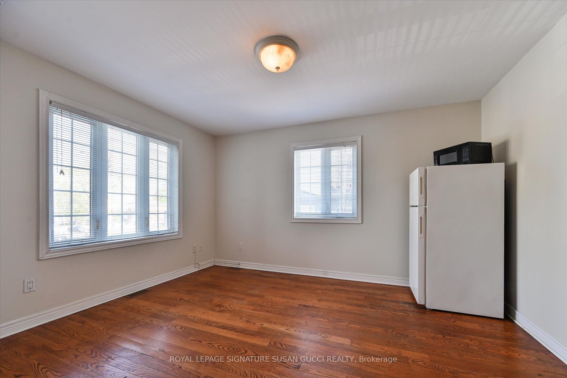 454 Donlands Avenue Property Photo 24