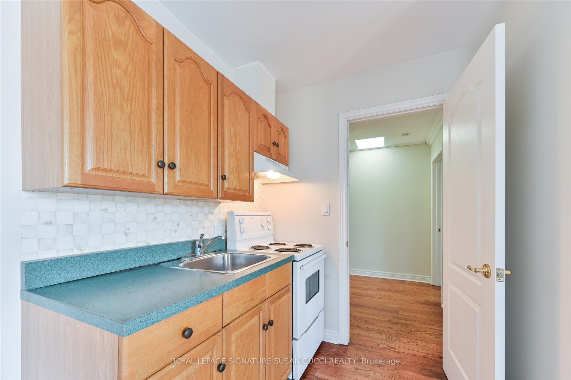 454 Donlands Avenue Property Photo 27