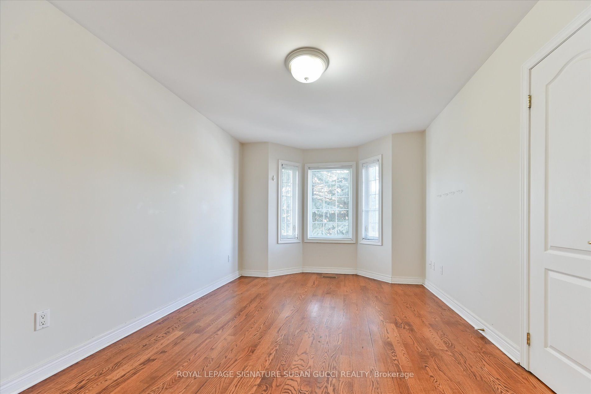 454 Donlands Avenue Property Photo 28