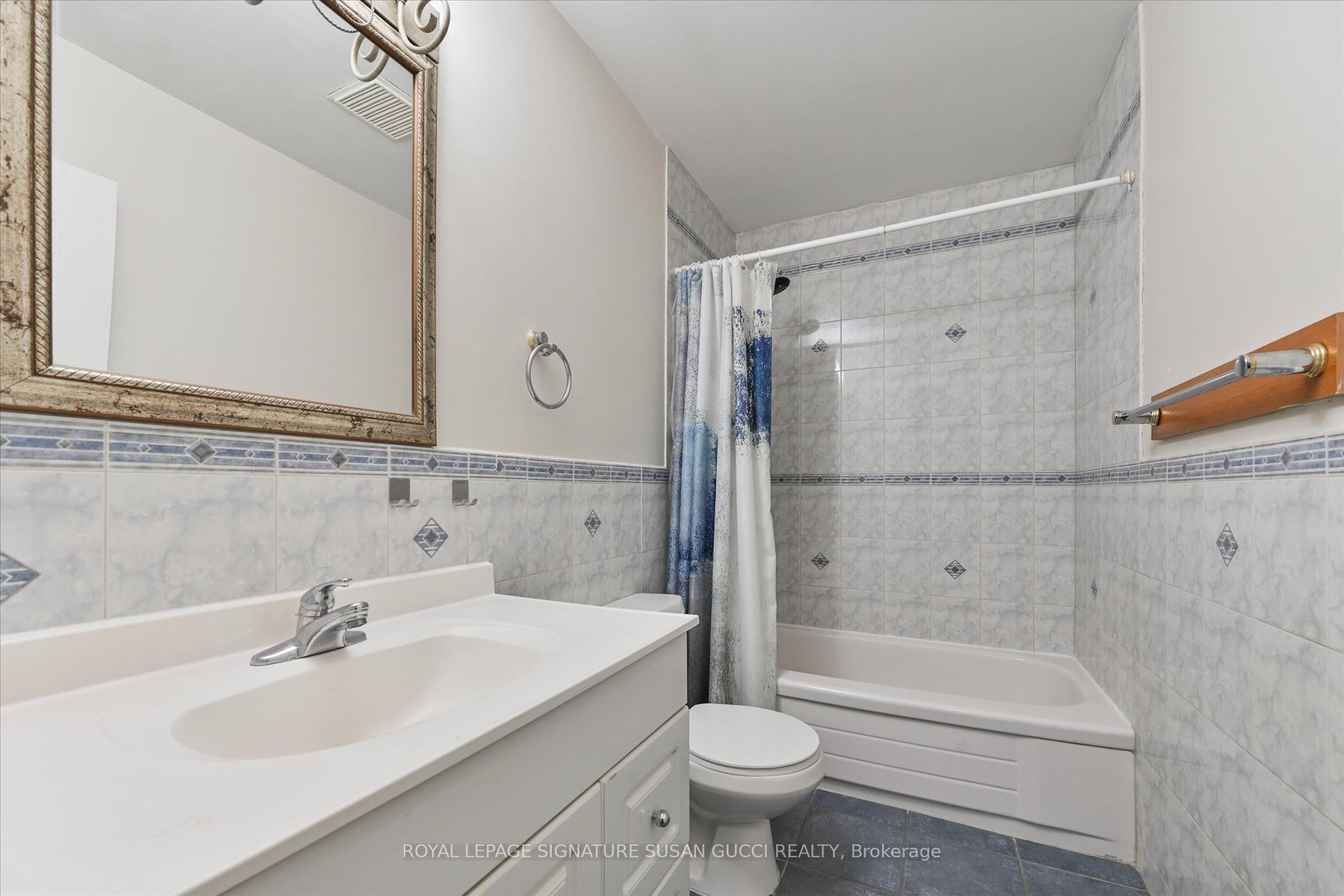 454 Donlands Avenue Property Photo 30