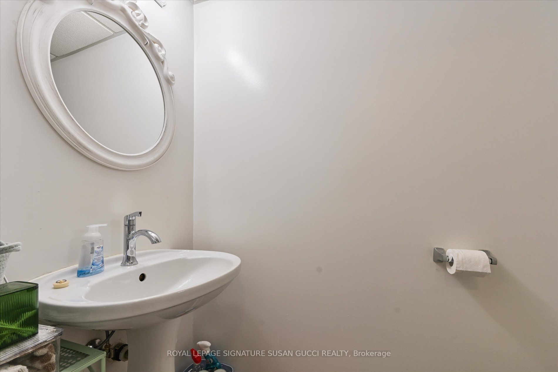 454 Donlands Avenue Property Photo 34