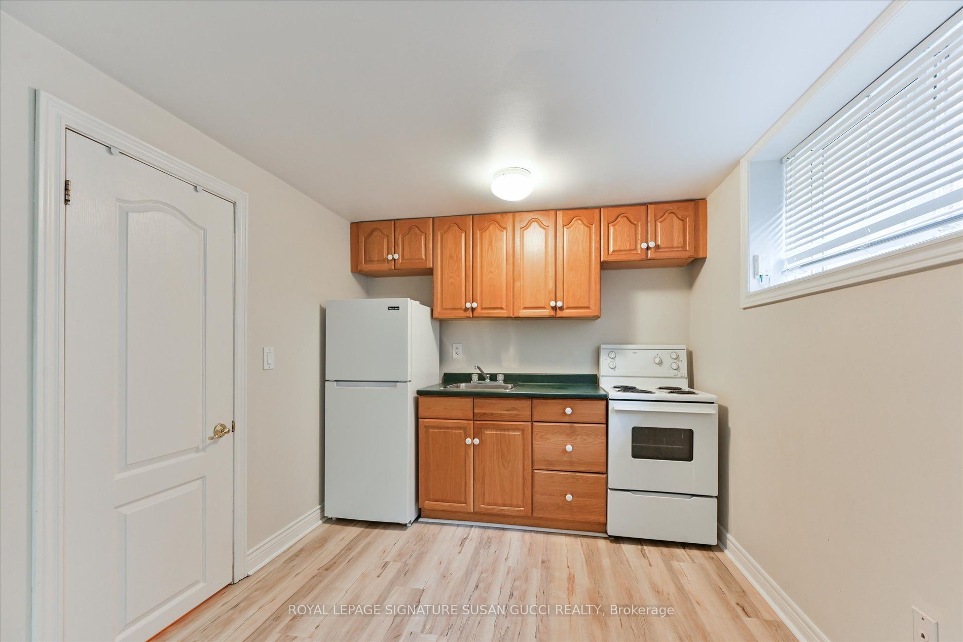454 Donlands Avenue Property Photo 41
