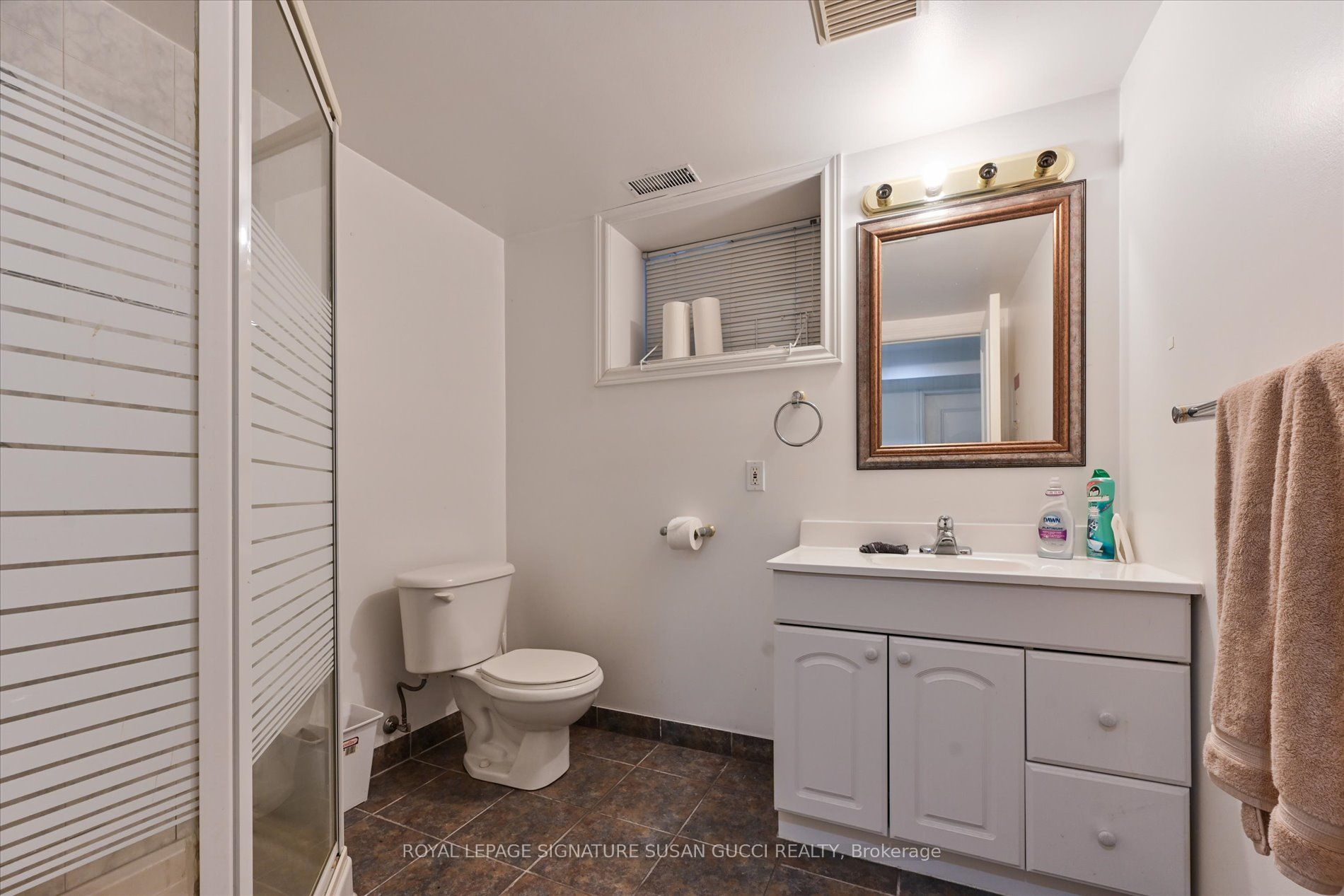 454 Donlands Avenue Property Photo 43