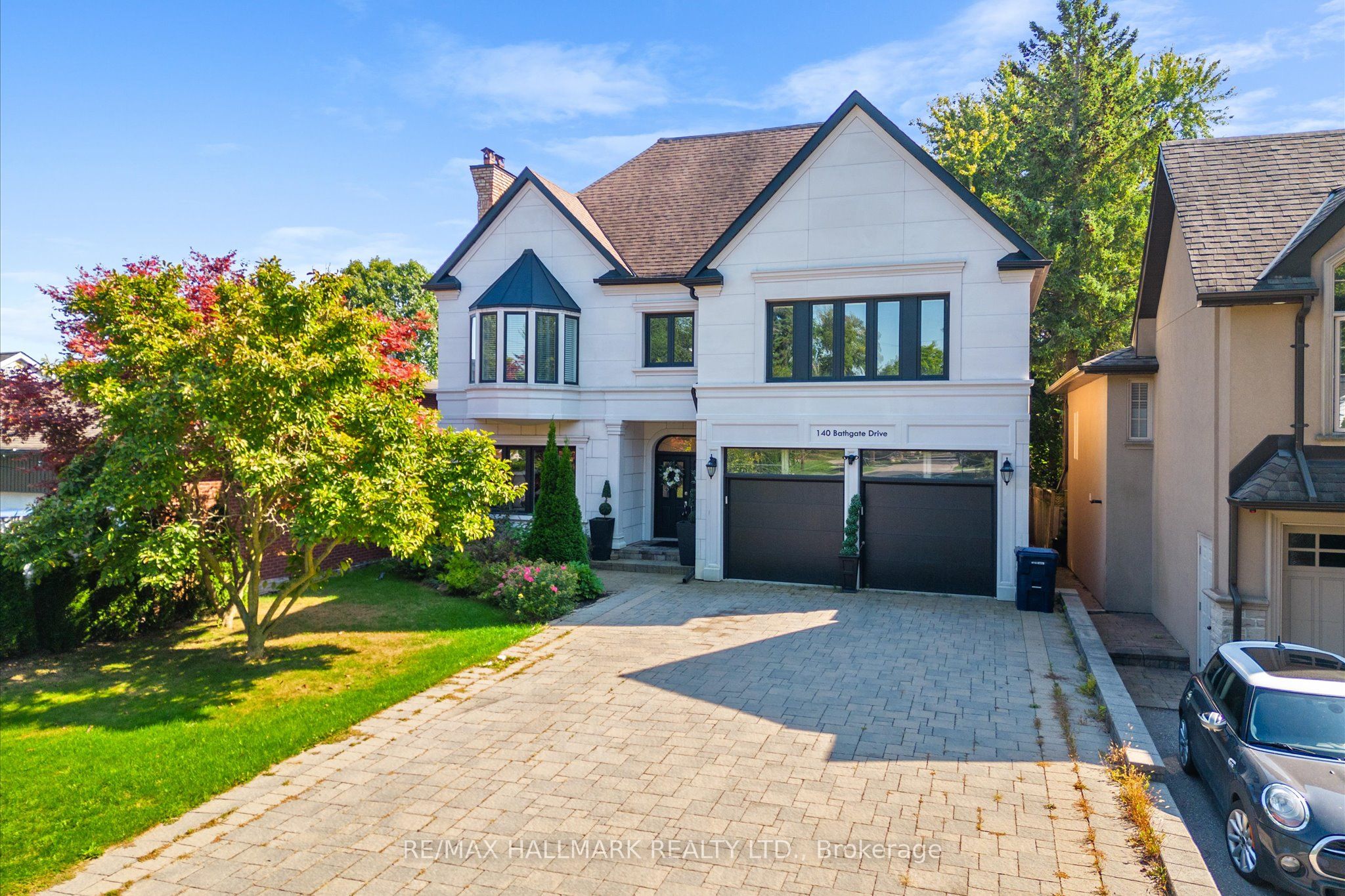 140 Bathgate Drive Property Photo 1