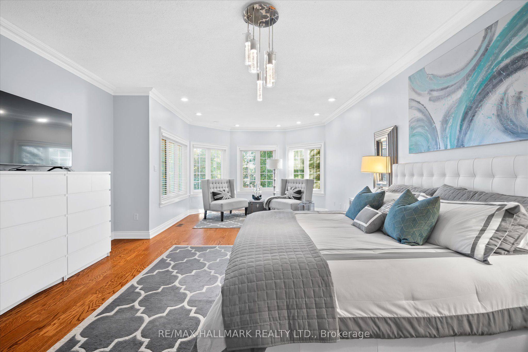 140 Bathgate Drive Property Photo 16