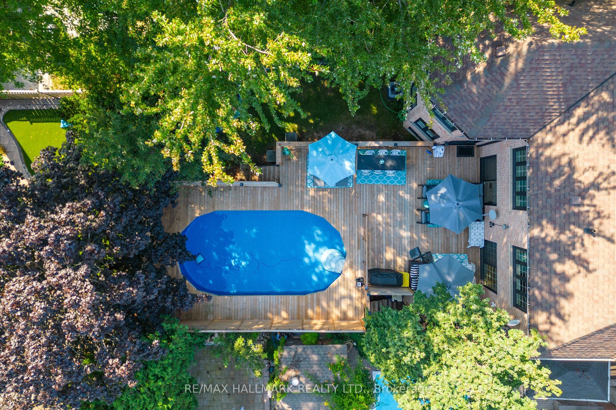 140 Bathgate Drive Property Photo 39