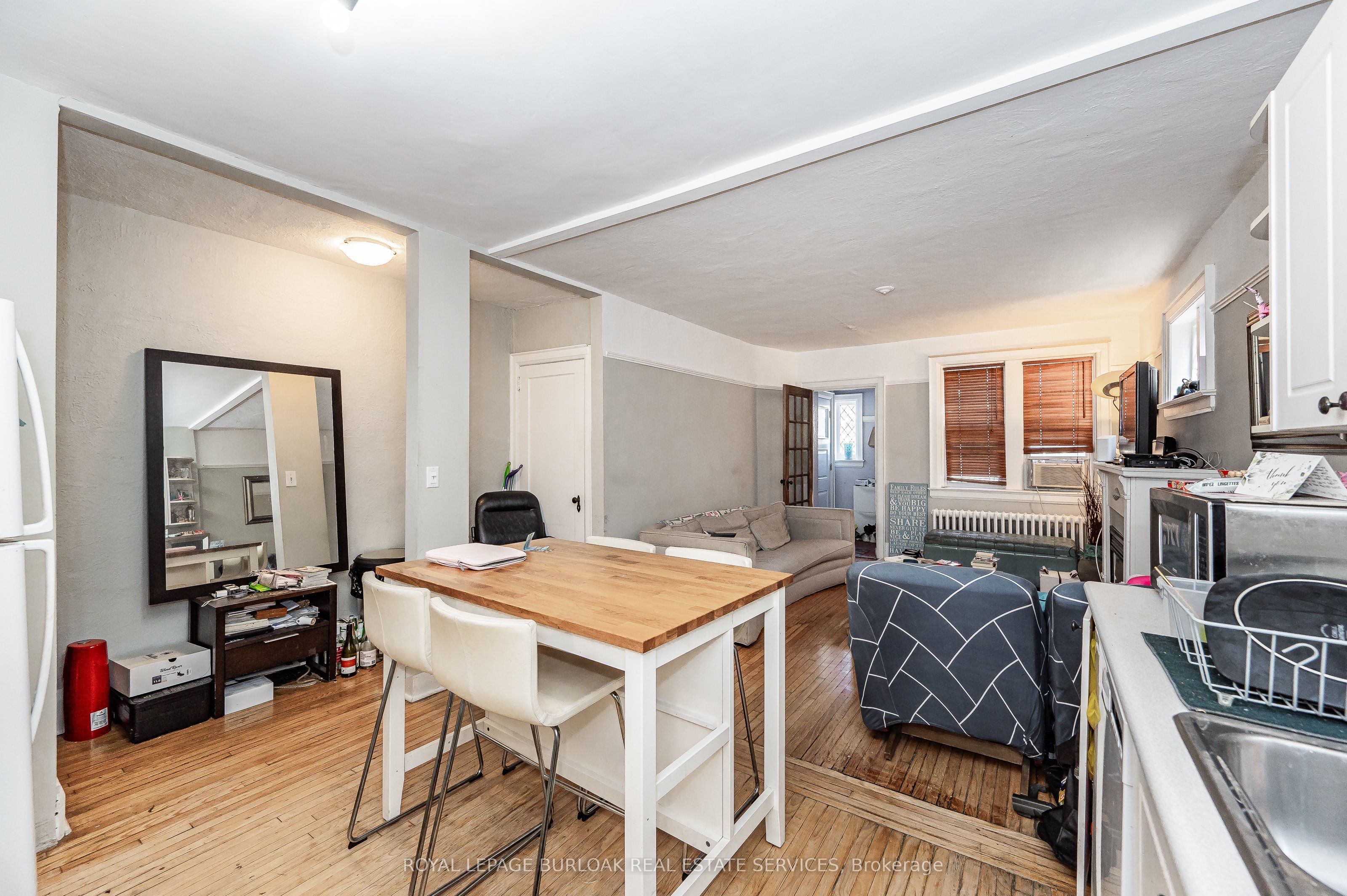 527 Kingston Road Property Photo 12