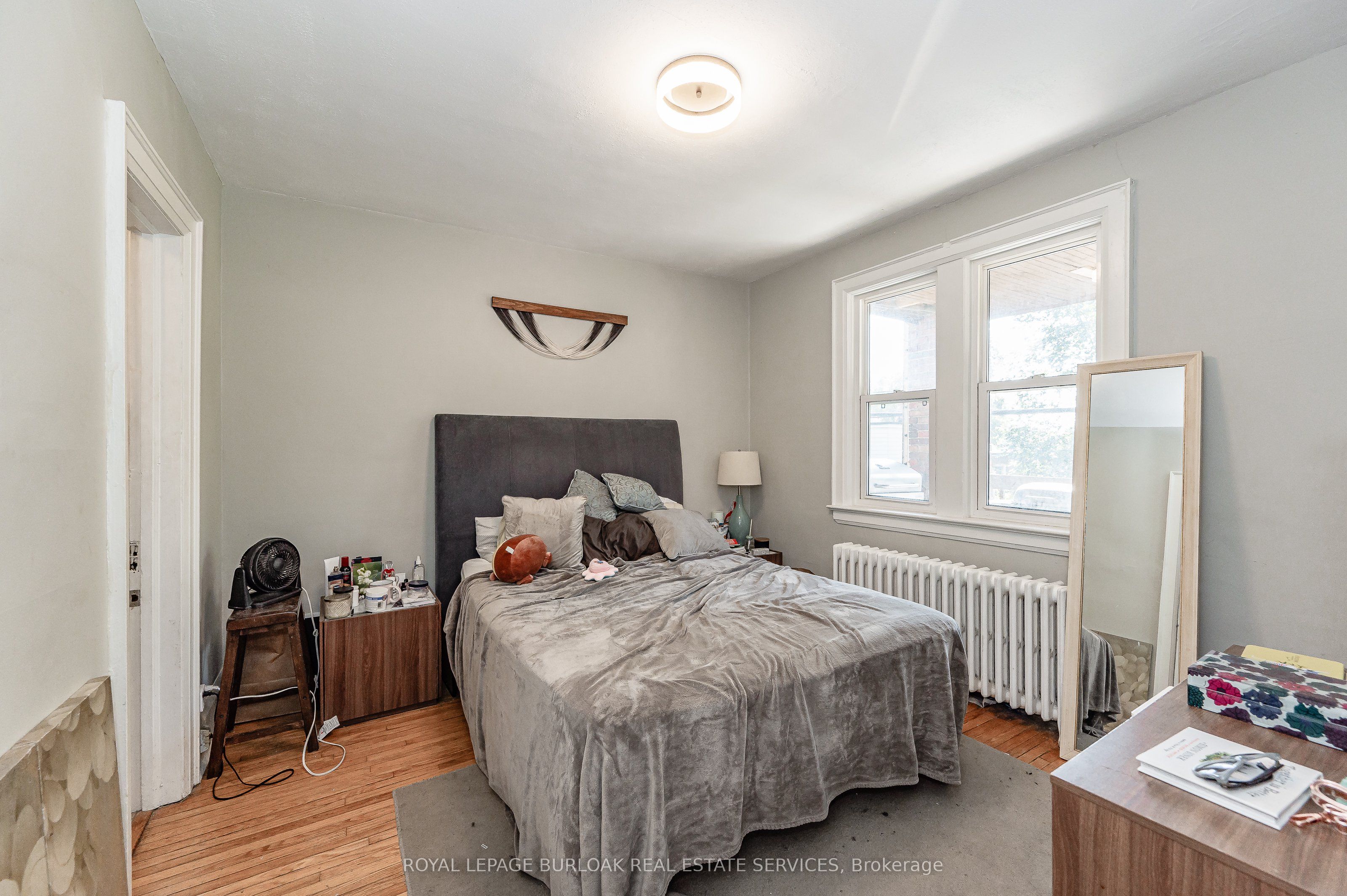 527 Kingston Road Property Photo 14