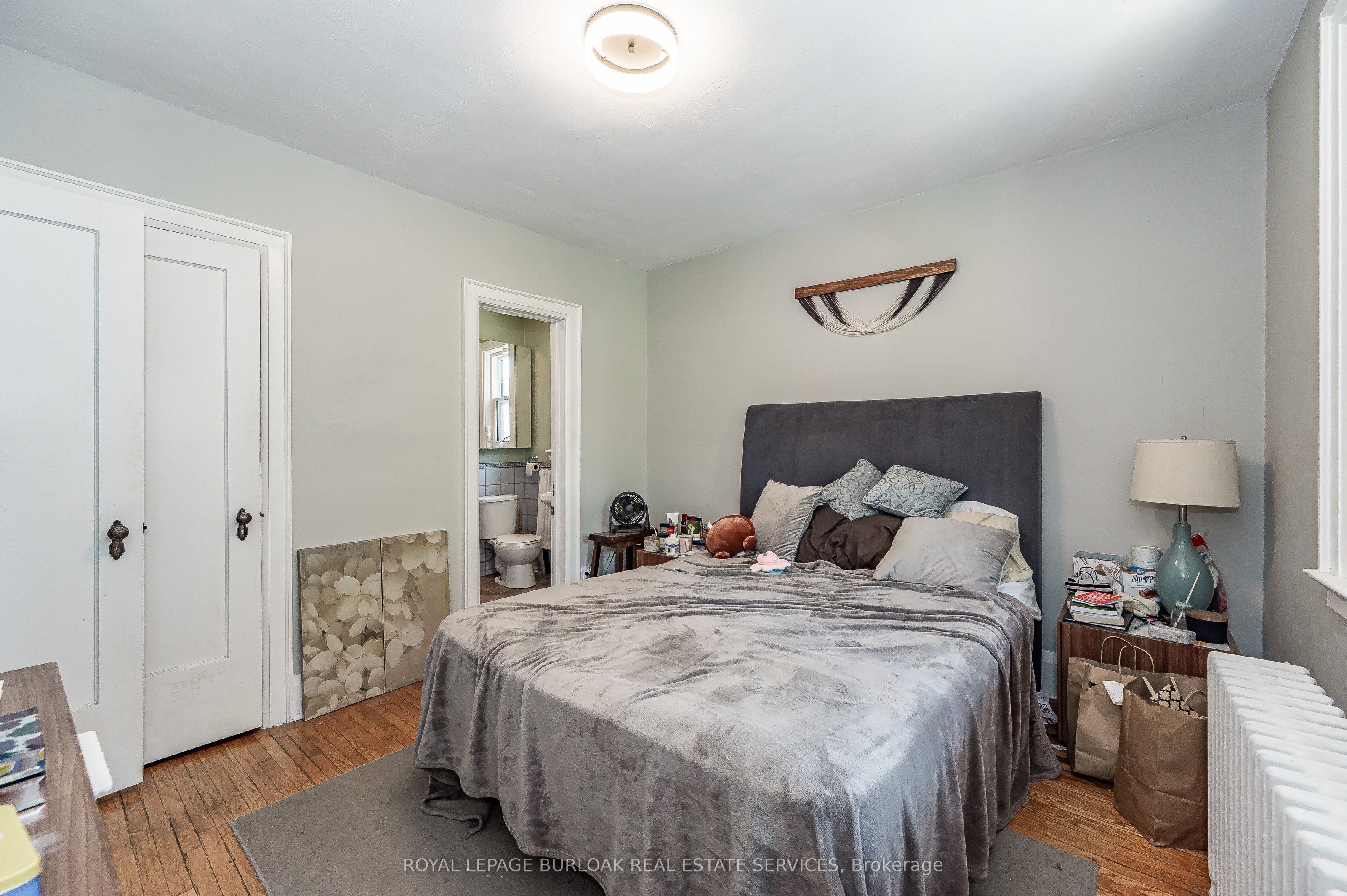 527 Kingston Road Property Photo 15