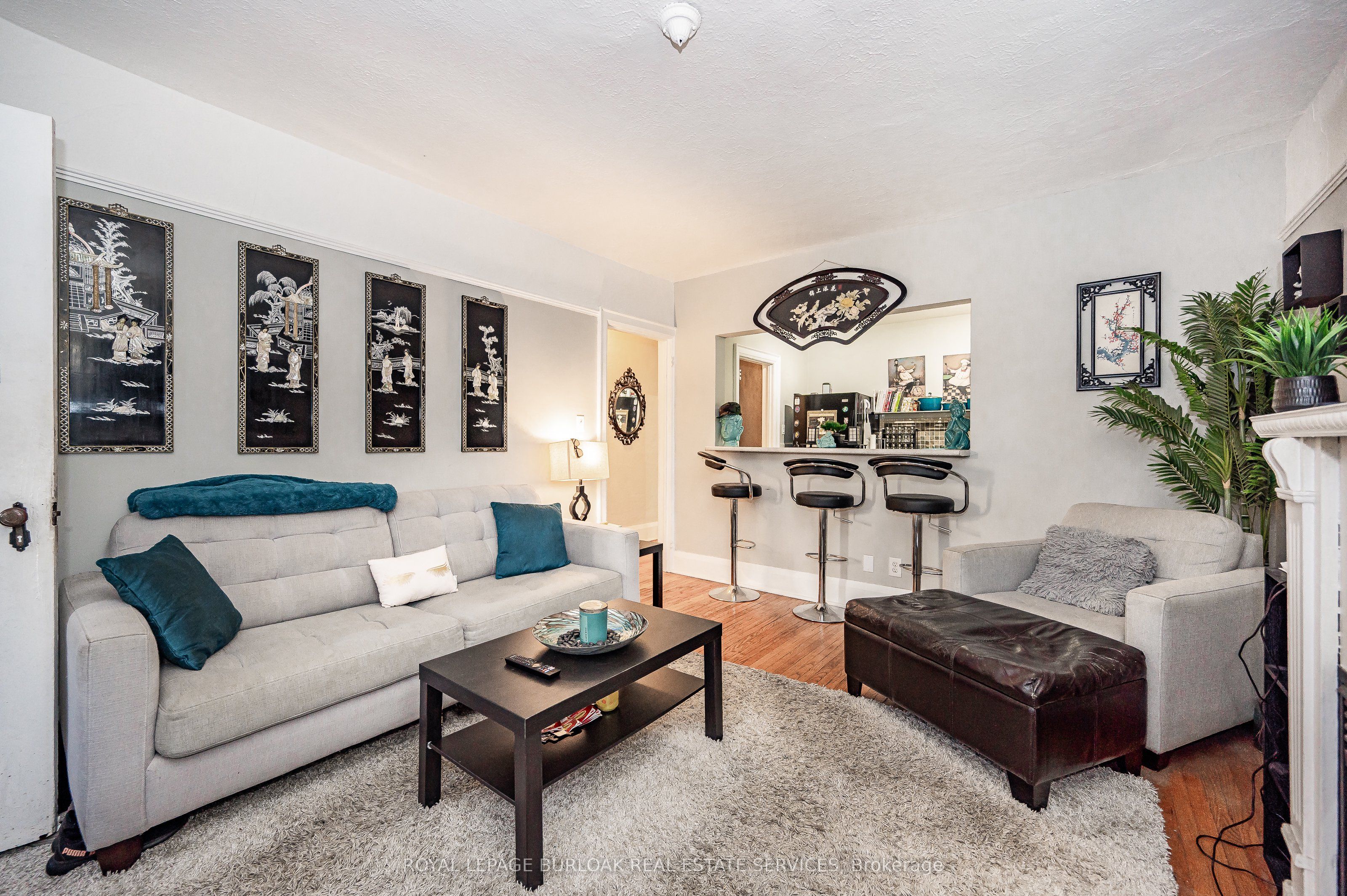 527 Kingston Road Property Photo 22