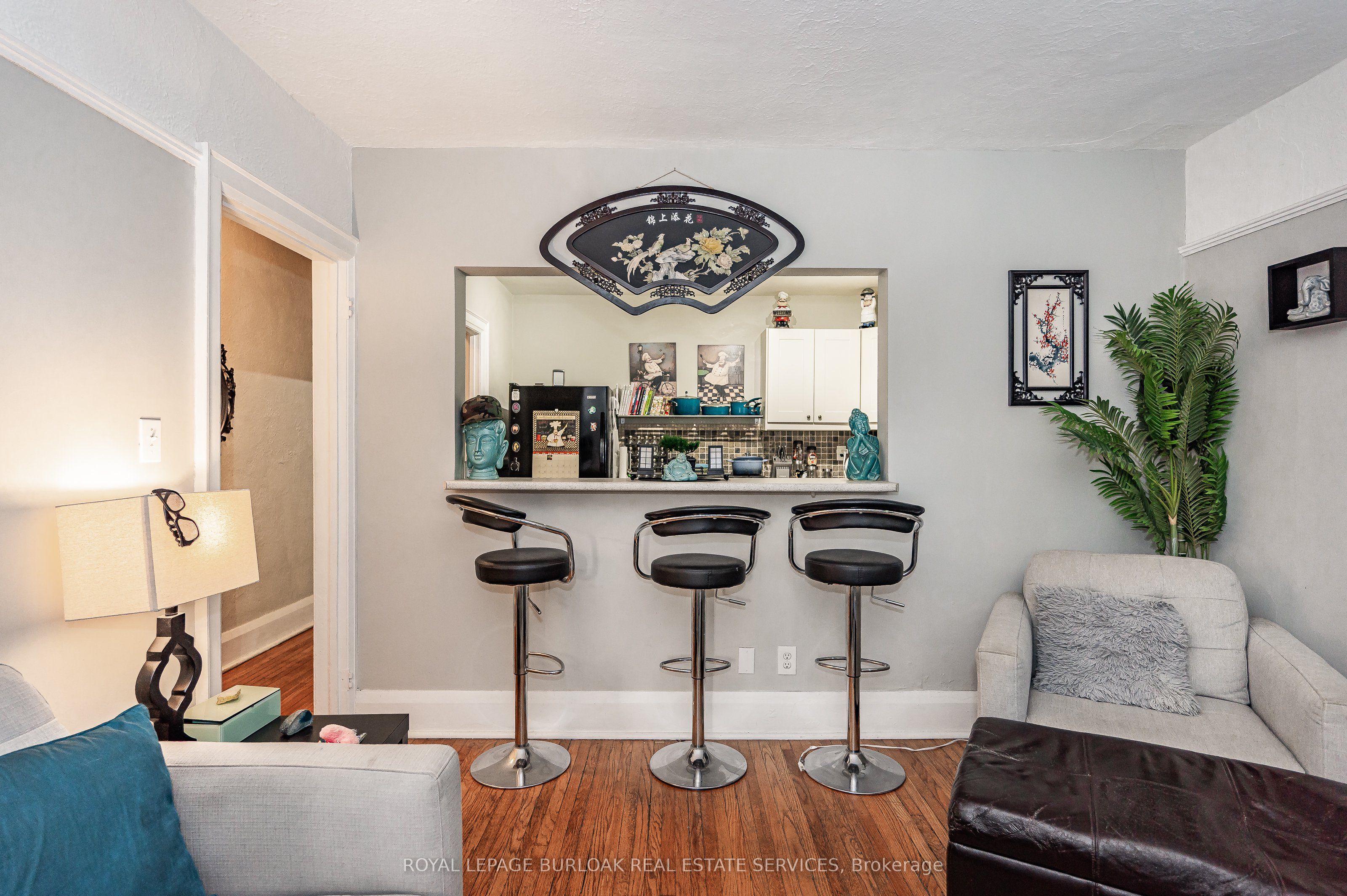 527 Kingston Road Property Photo 24