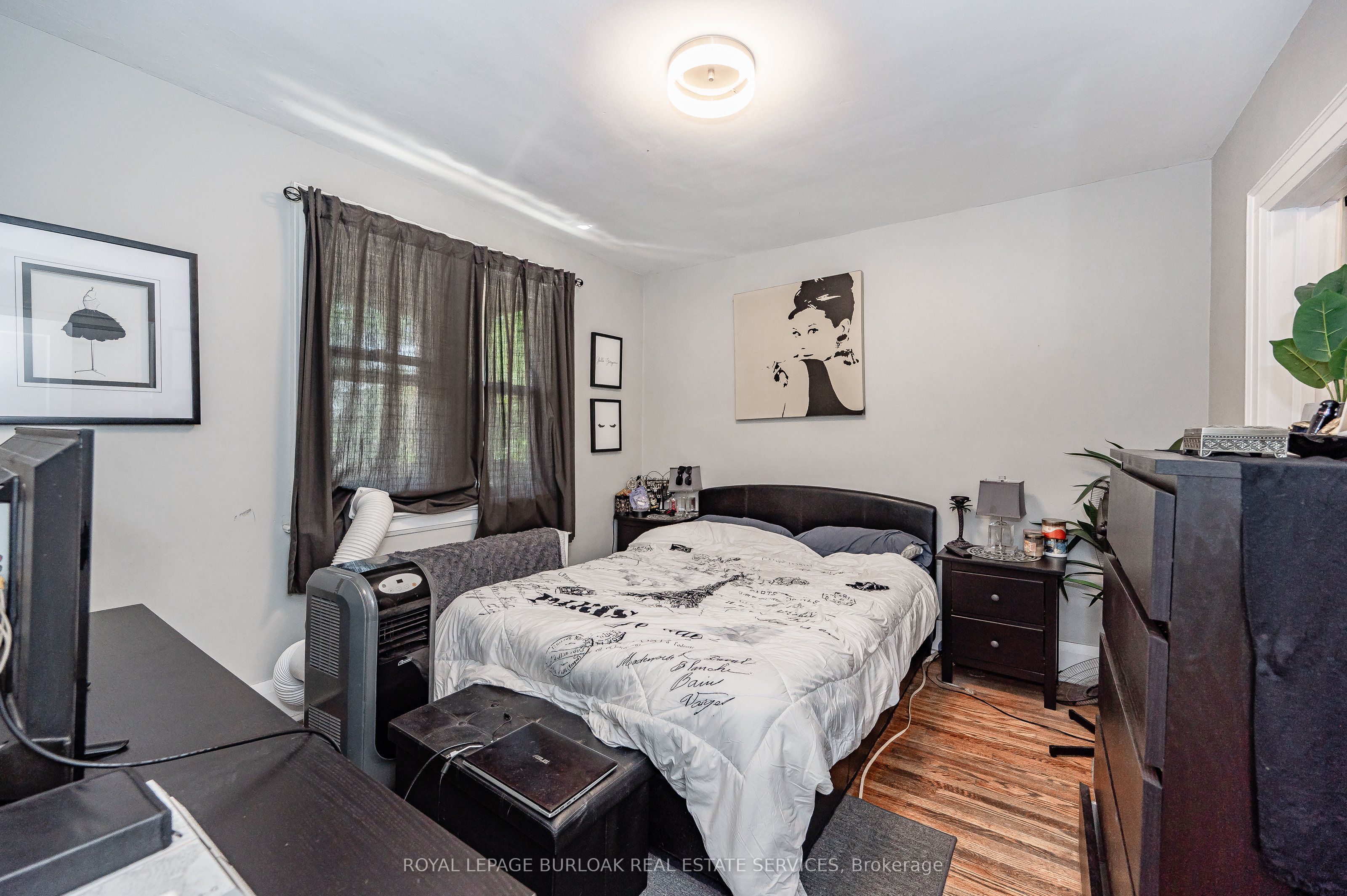 527 Kingston Road Property Photo 31