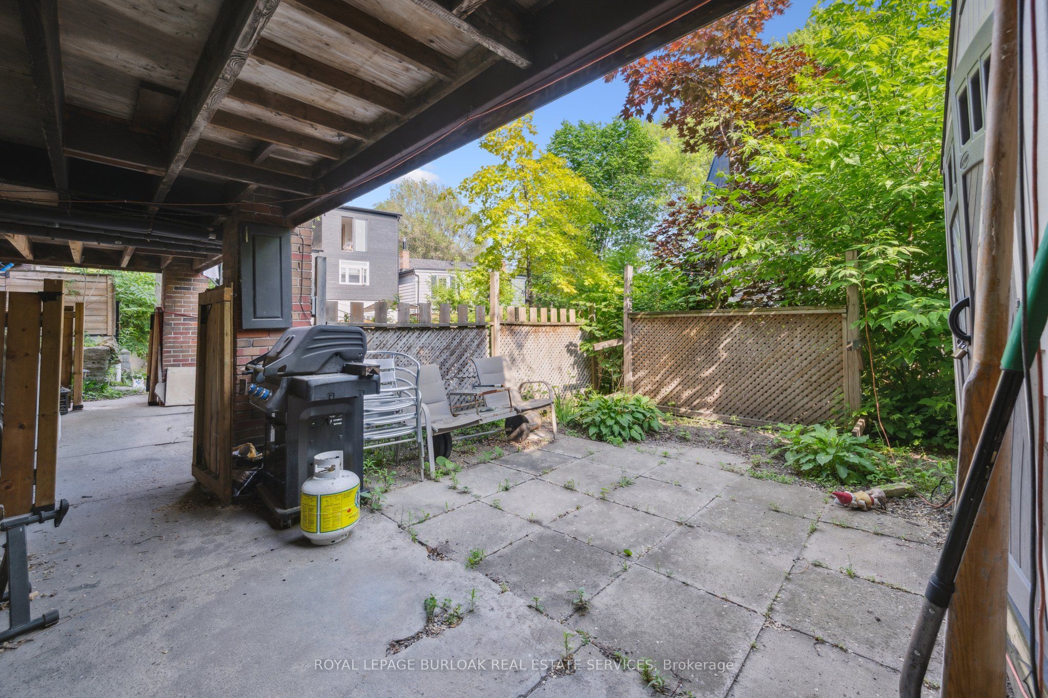 527 Kingston Road Property Photo 42