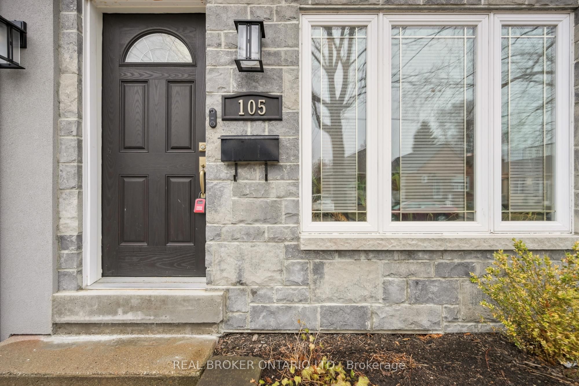 105 Wiley Avenue Property Photo 1