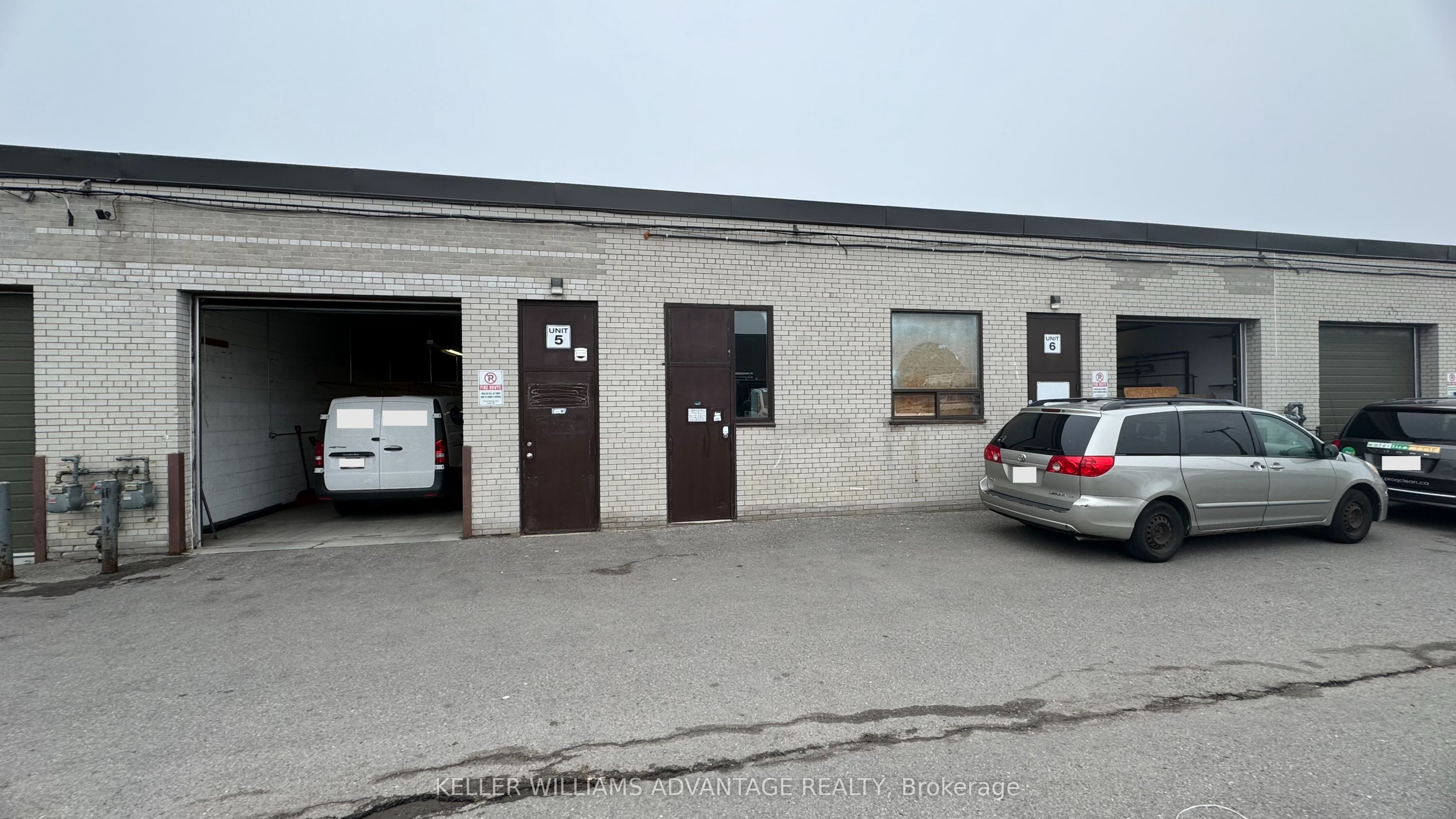 #6 - 1680 Midland Avenue Property Photo 1