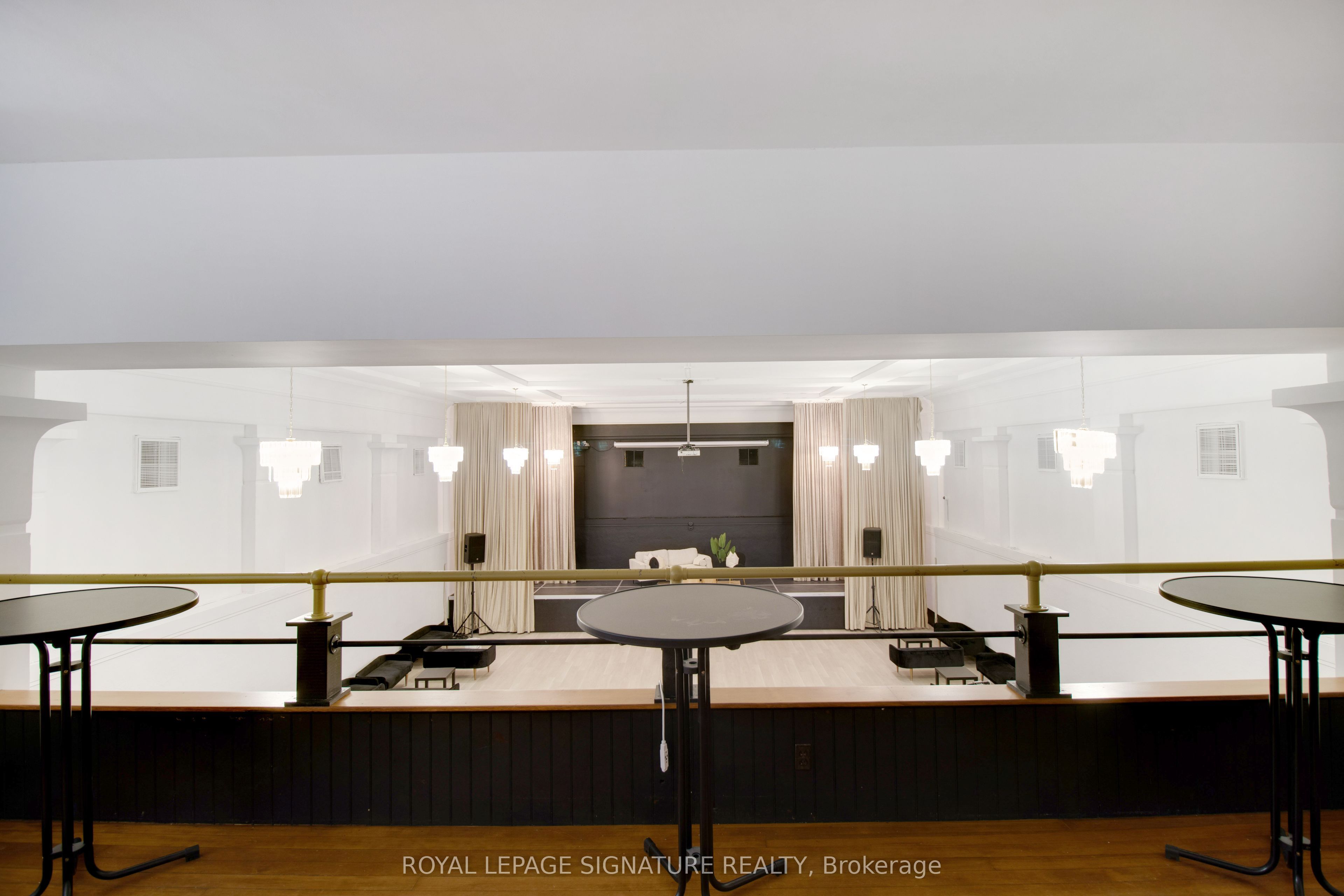 15 Chisholm Avenue Property Photo 33