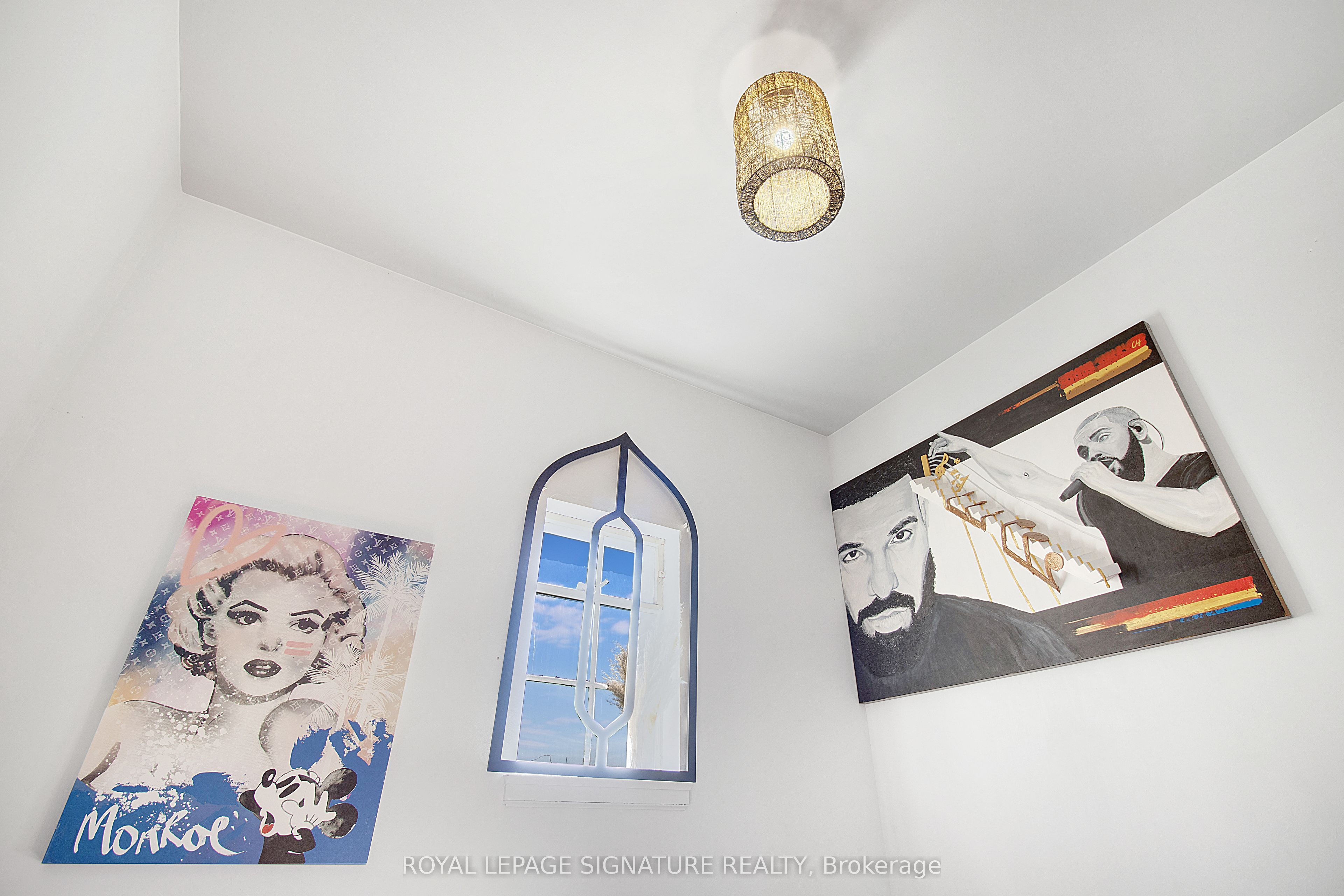 15 Chisholm Avenue Property Photo 36