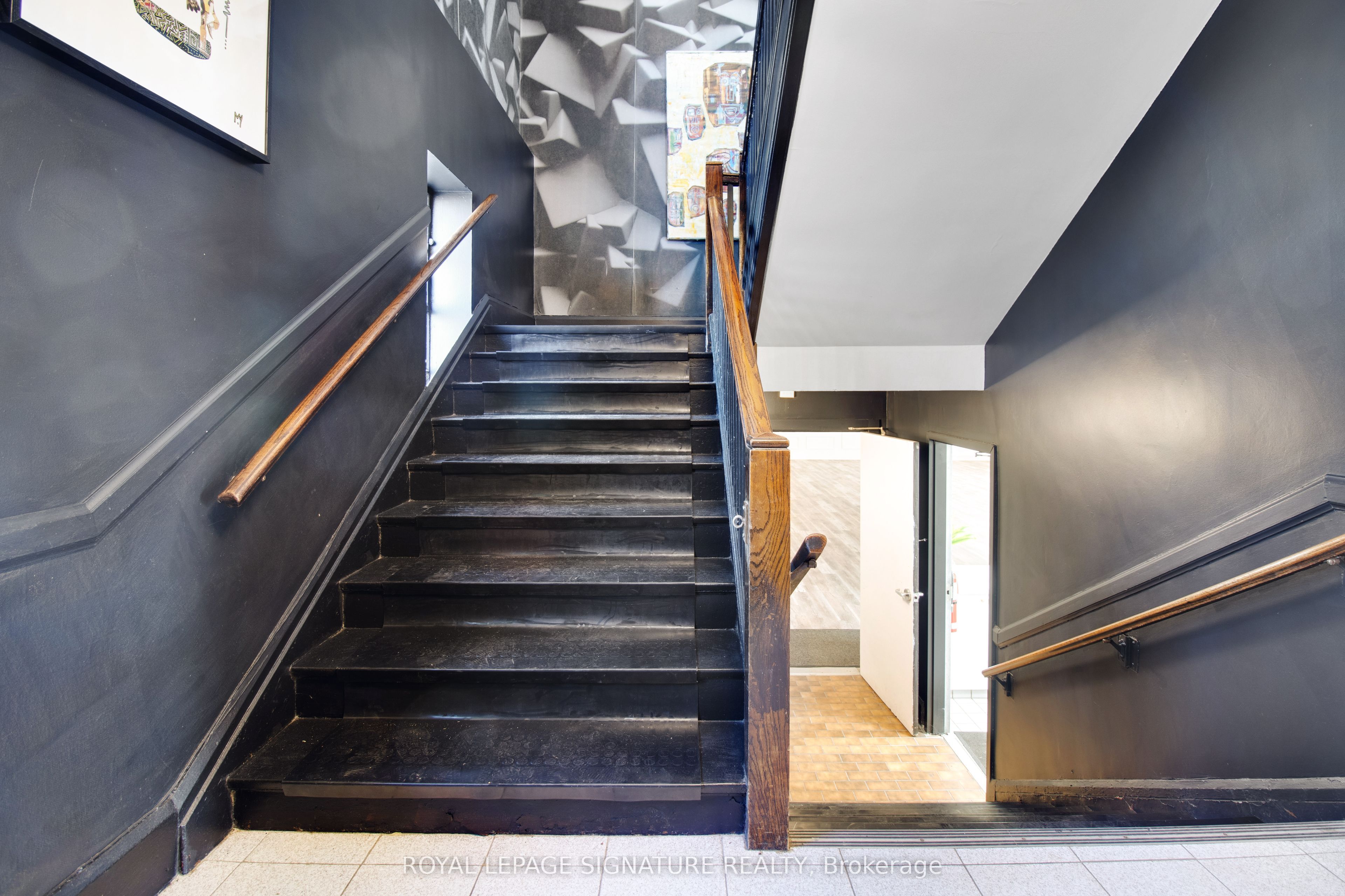 15 Chisholm Avenue Property Photo 40