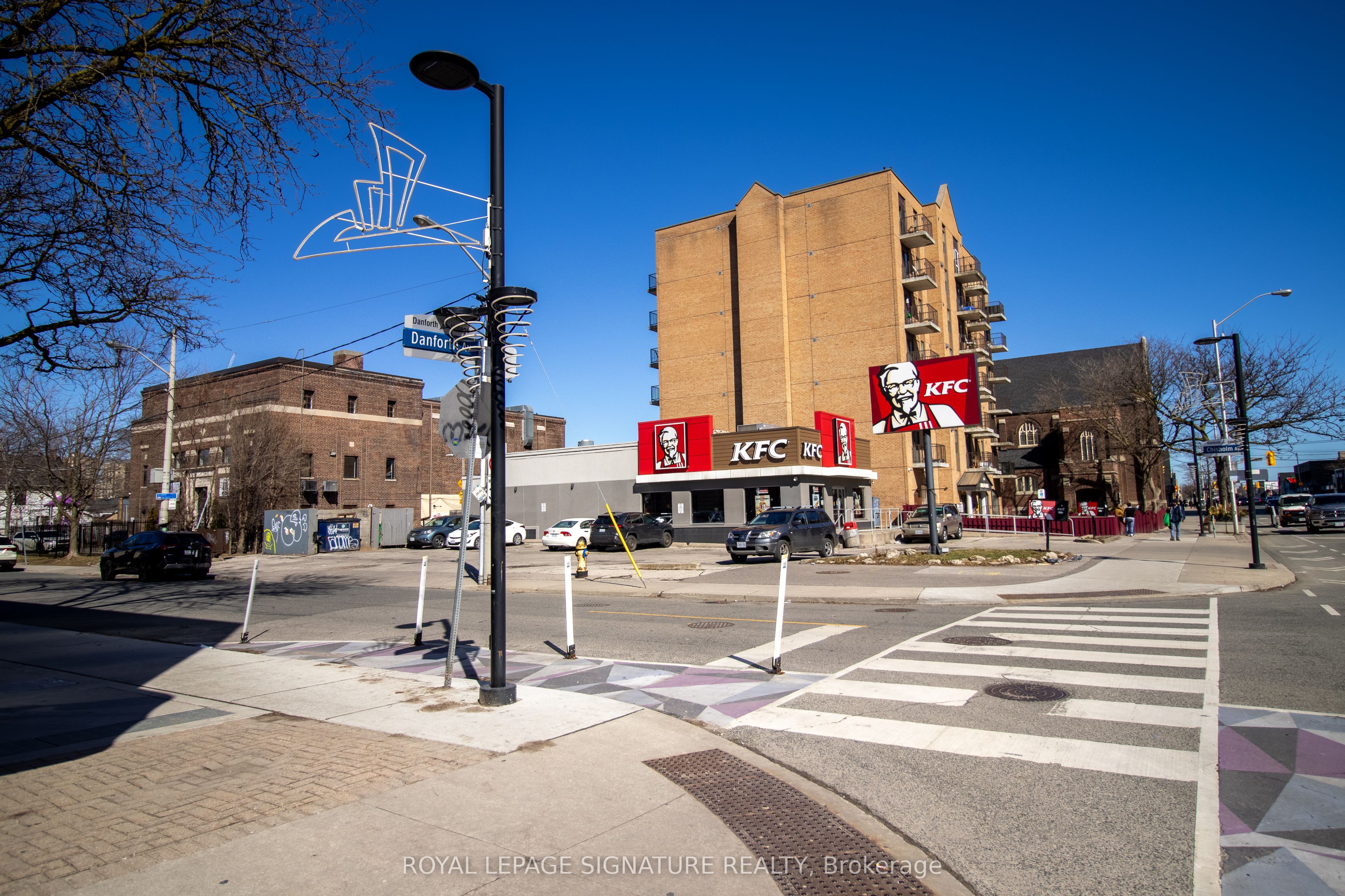 15 Chisholm Avenue Property Photo 45