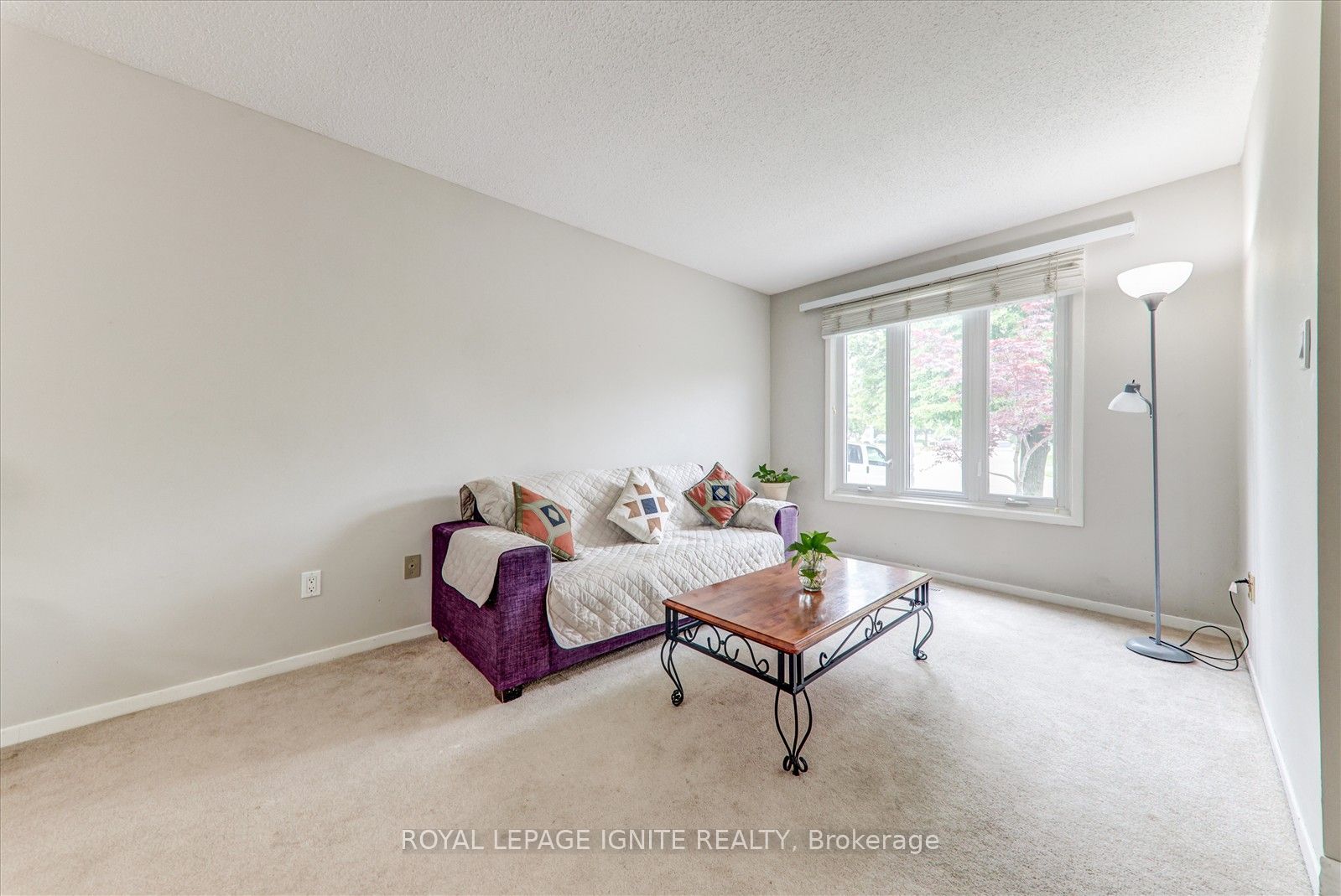 412 Prince Of Wales Drive Property Photo 8