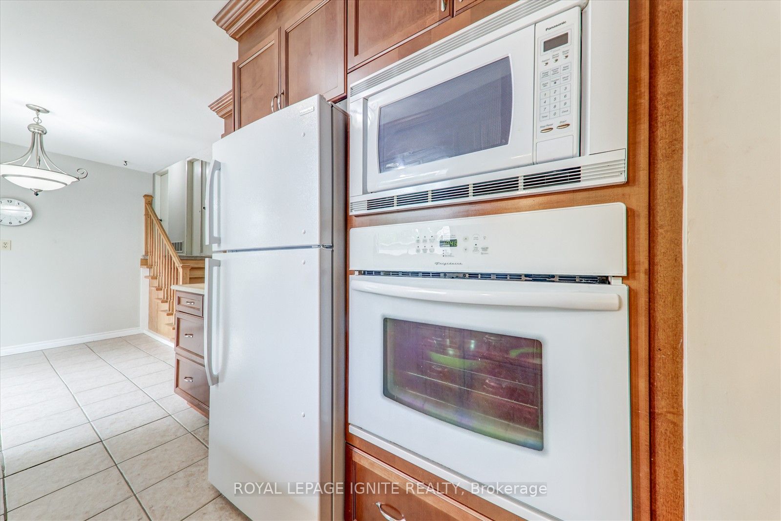 412 Prince Of Wales Drive Property Photo 18