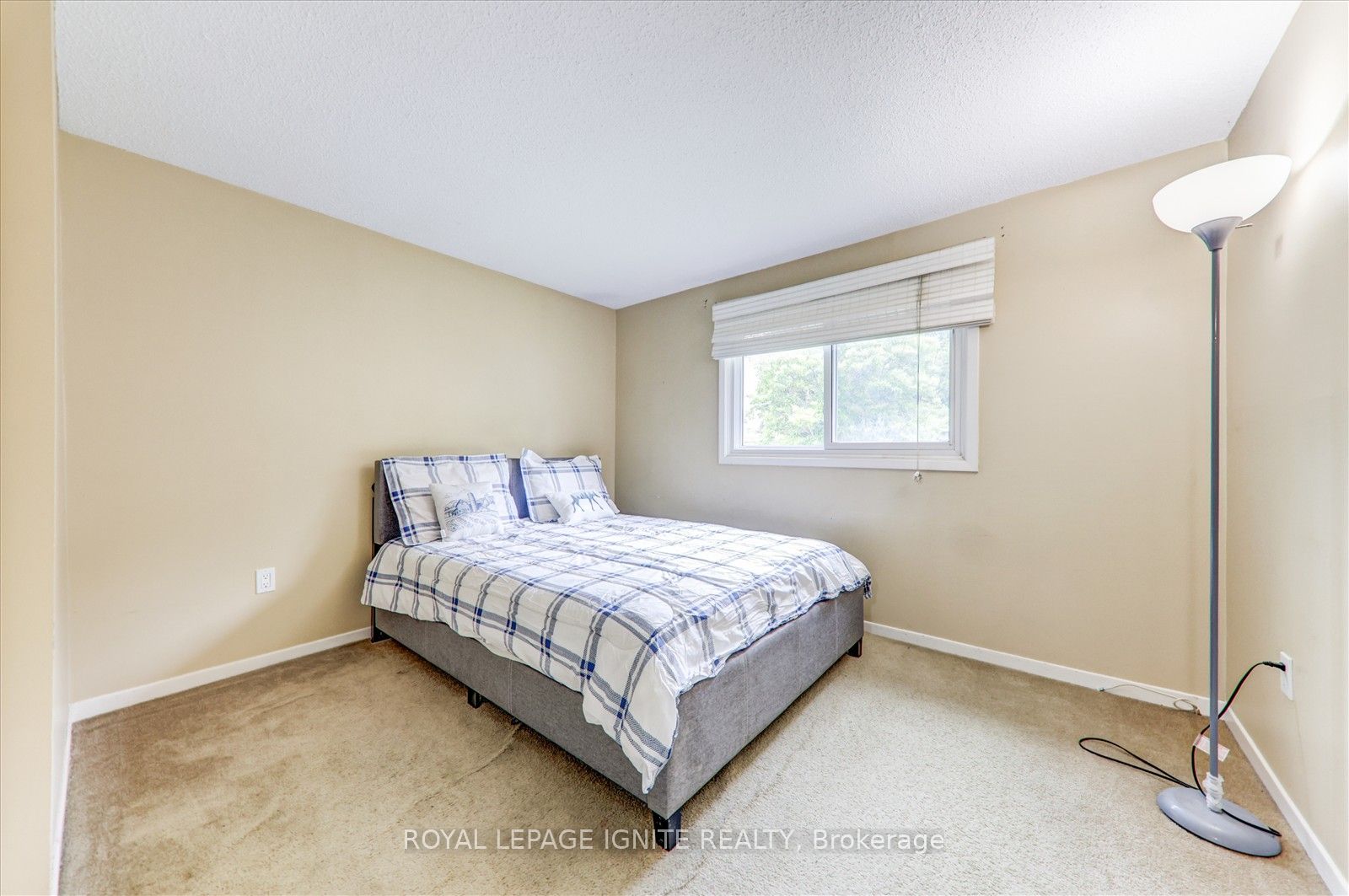 412 Prince Of Wales Drive Property Photo 23