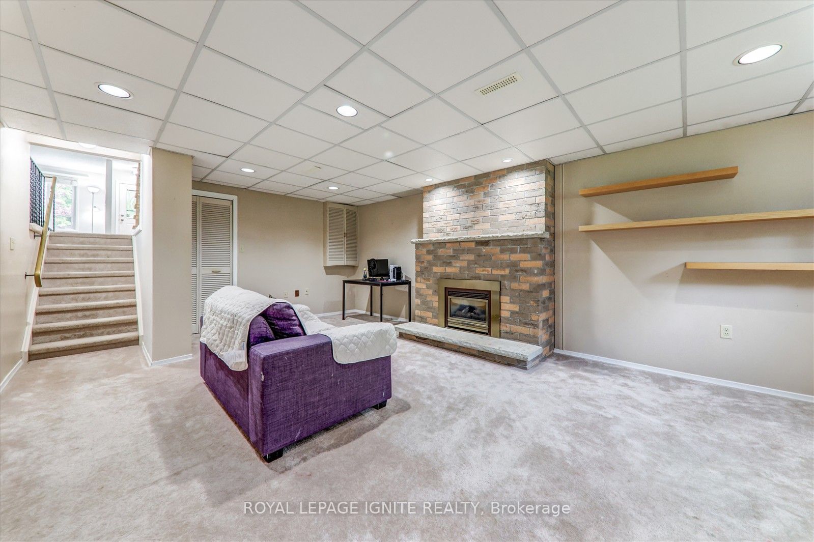412 Prince Of Wales Drive Property Photo 28
