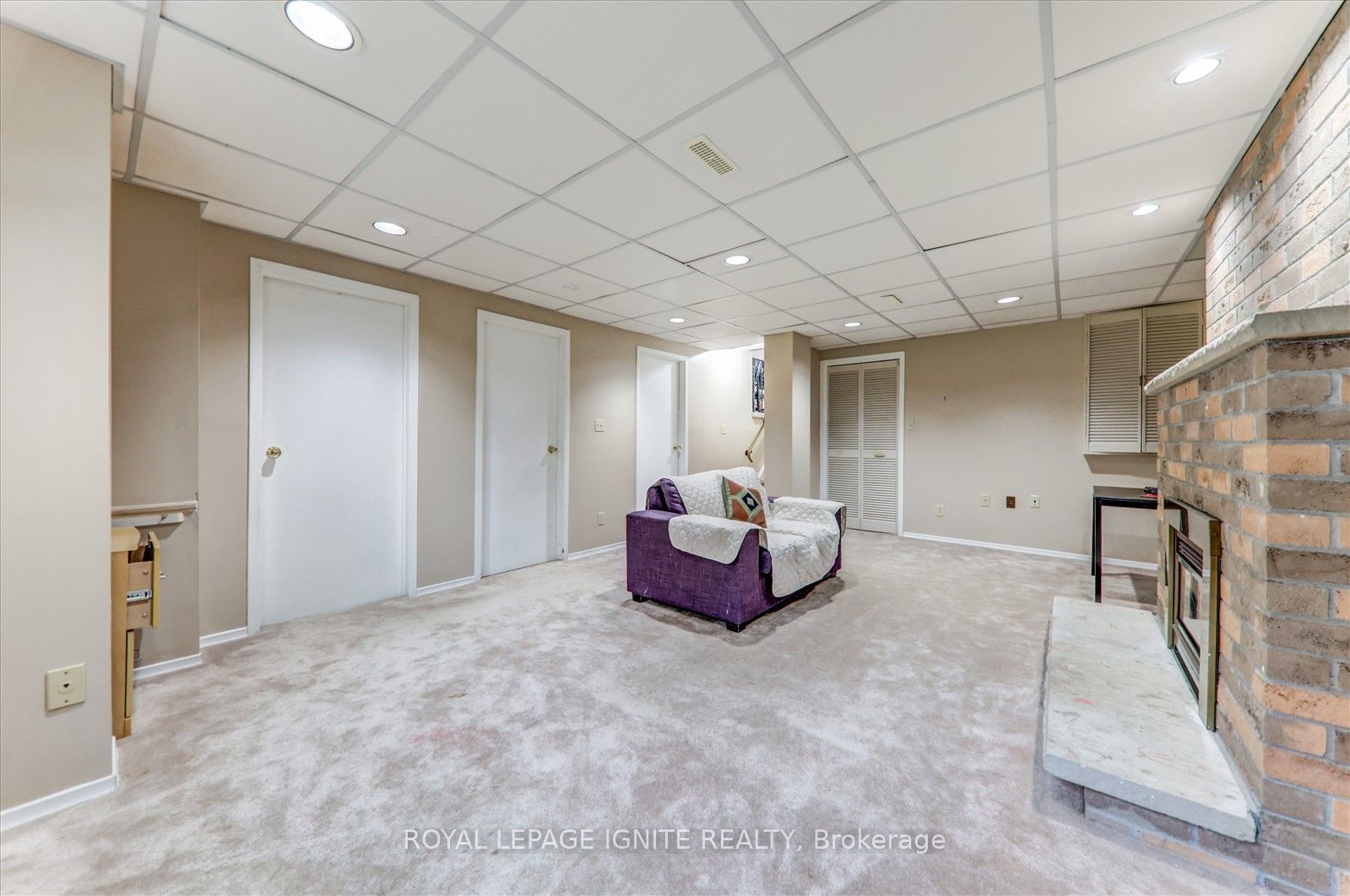 412 Prince Of Wales Drive Property Photo 29