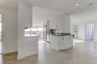 175 Bamburgh Circle N Ph15 Property Photo 7