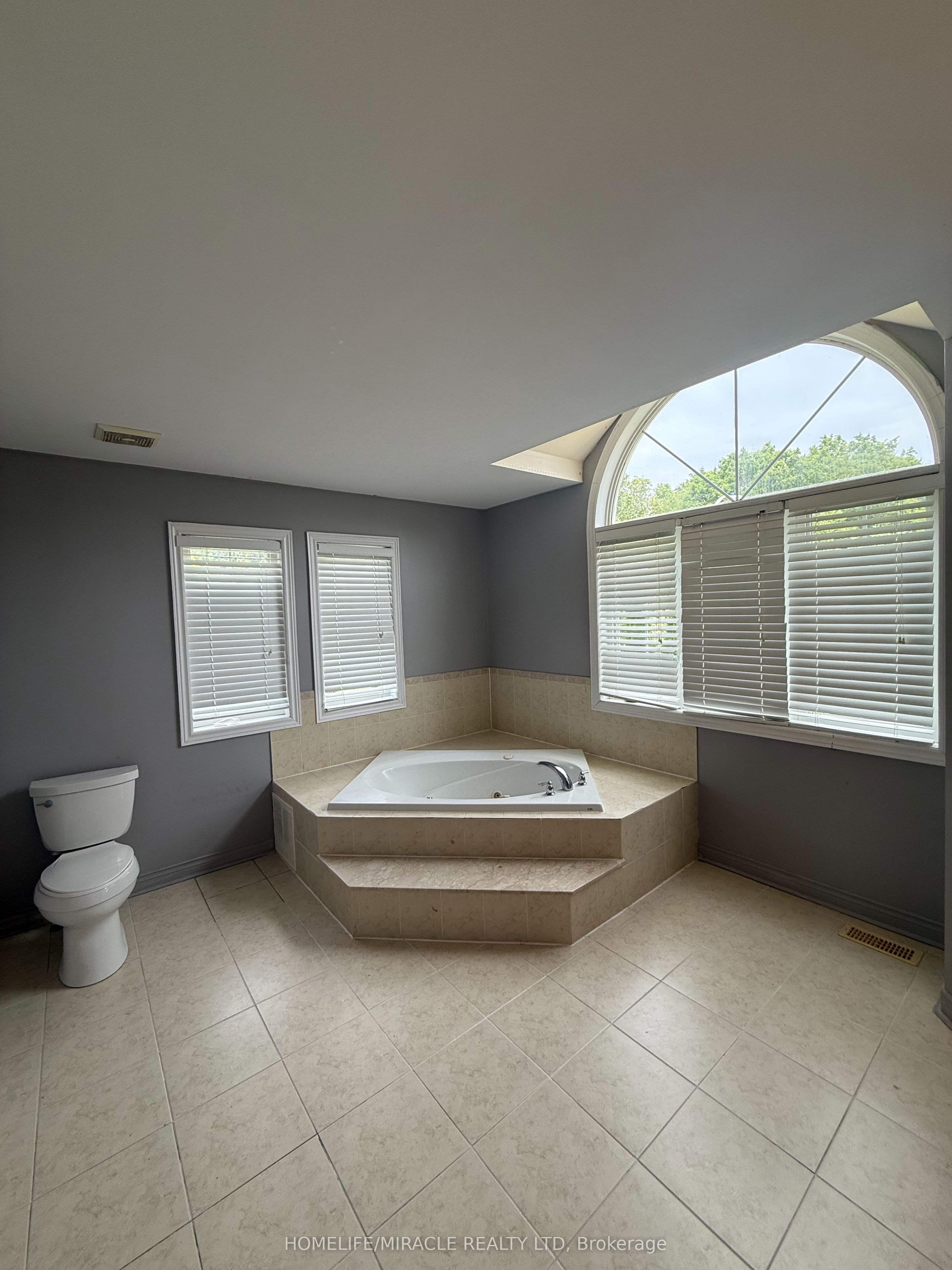 176 Tormina Boulevard Property Photo 17
