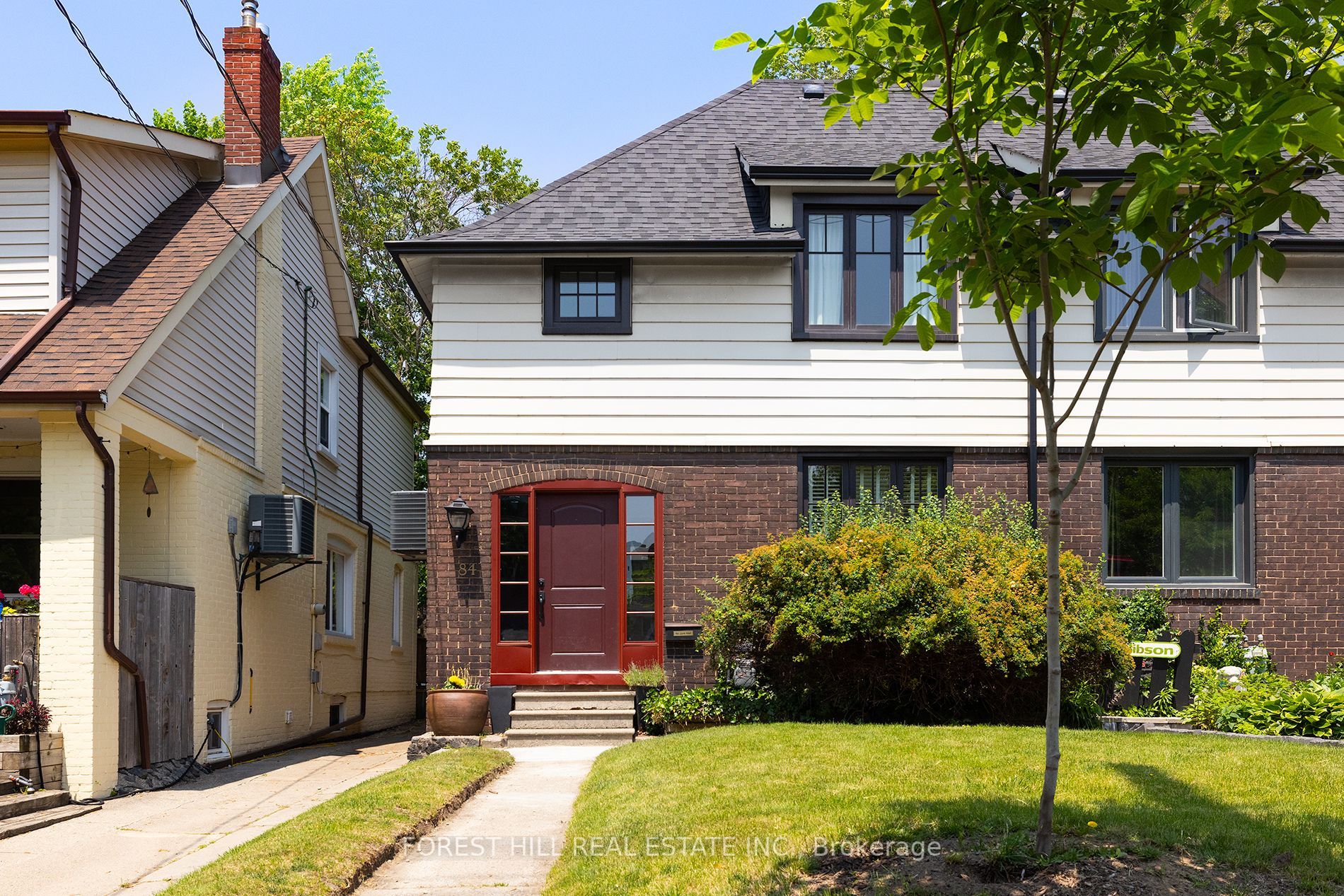 84 Hanson Street Property Photo 1